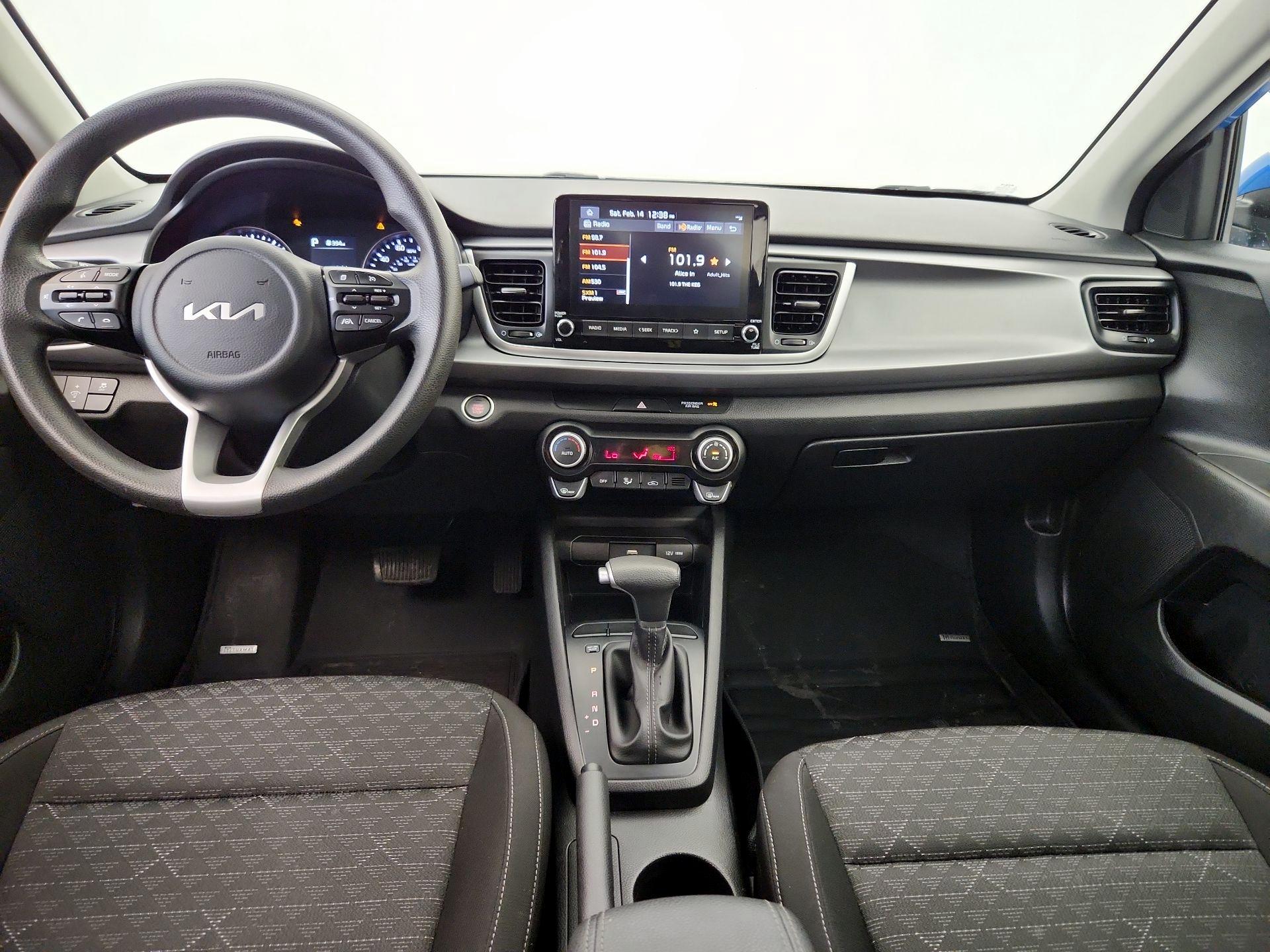 Thumbnail: 2023 Kia Rio - 9