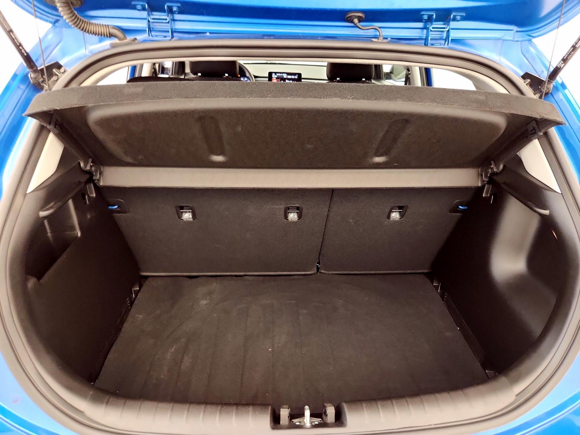 Thumbnail: 2023 Kia Rio - 20