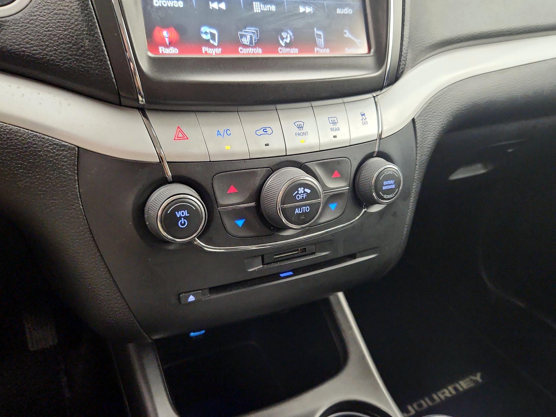 Thumbnail: 2019 Dodge Journey - 16