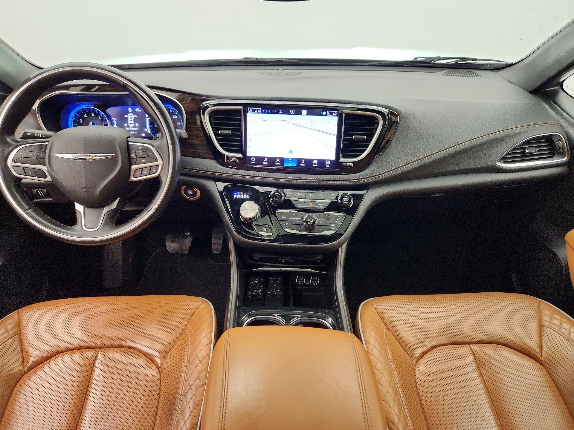 Thumbnail: 2021 Chrysler Pacifica - 9