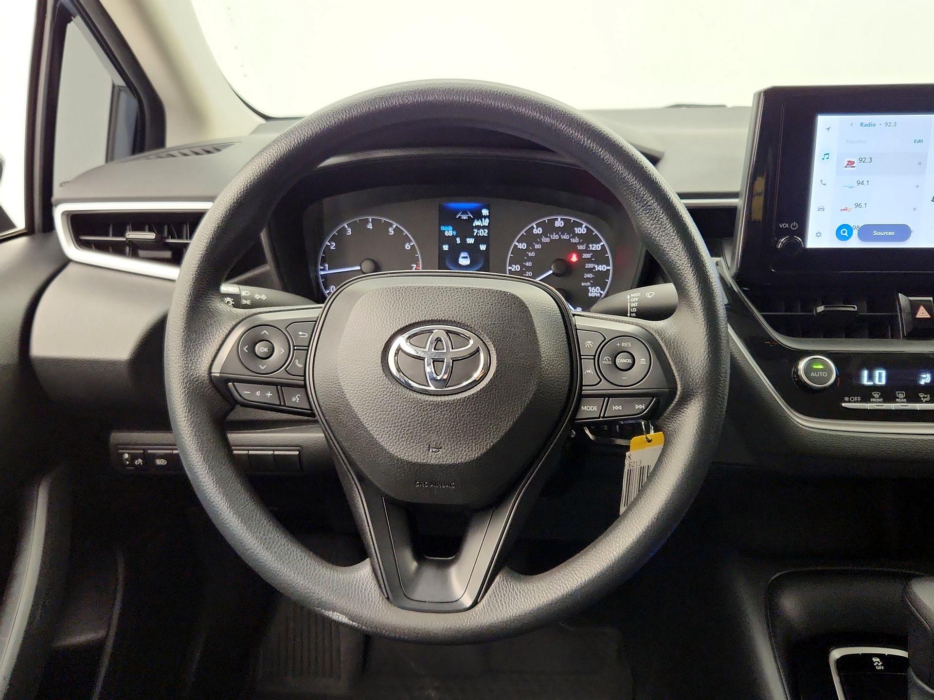 Thumbnail: 2023 Toyota Corolla - 10