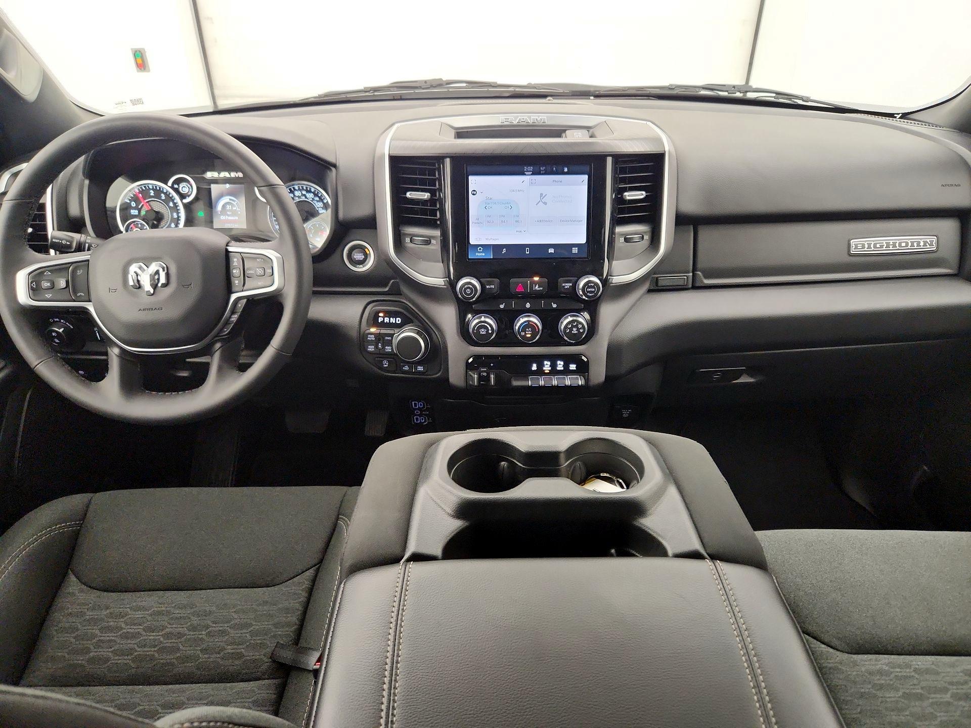 Thumbnail: 2025 RAM 1500 - 9