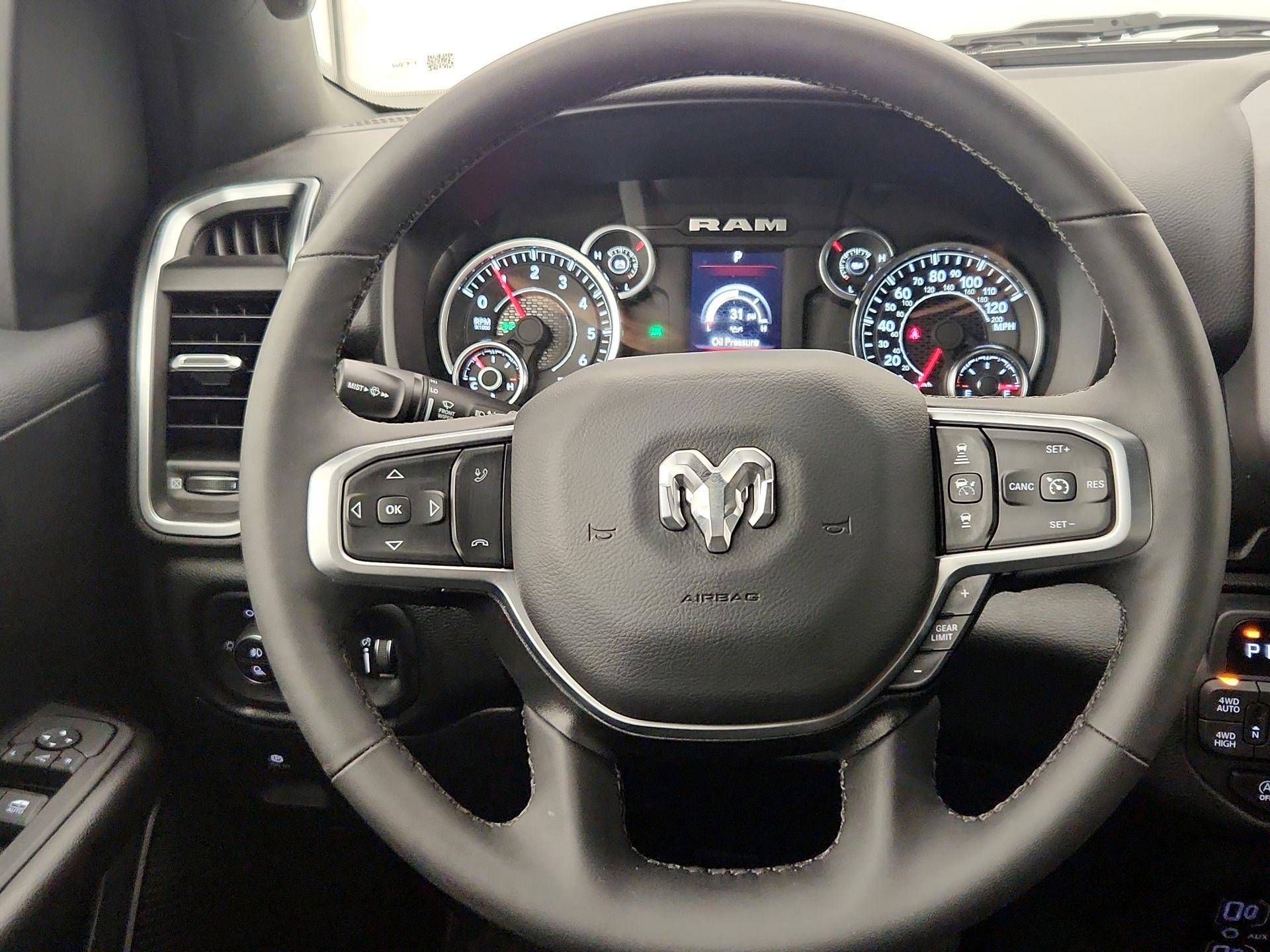 Thumbnail: 2025 RAM 1500 - 10