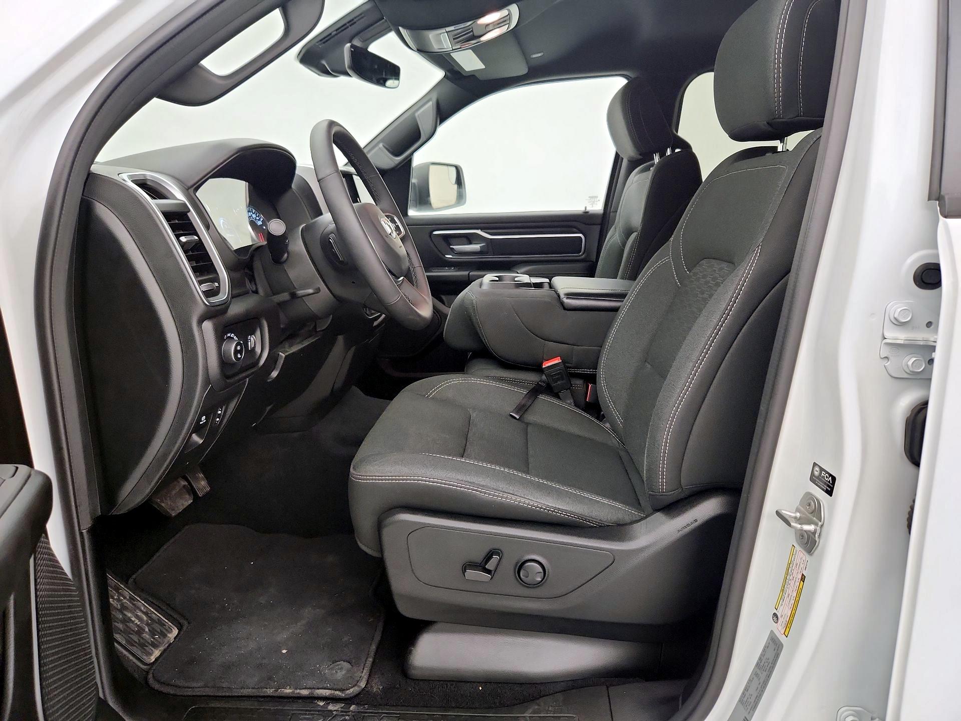 Thumbnail: 2025 RAM 1500 - 11