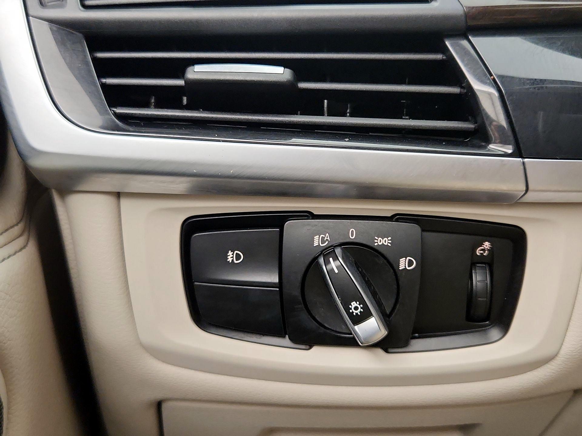 Thumbnail: 2015 BMW X6 - 13