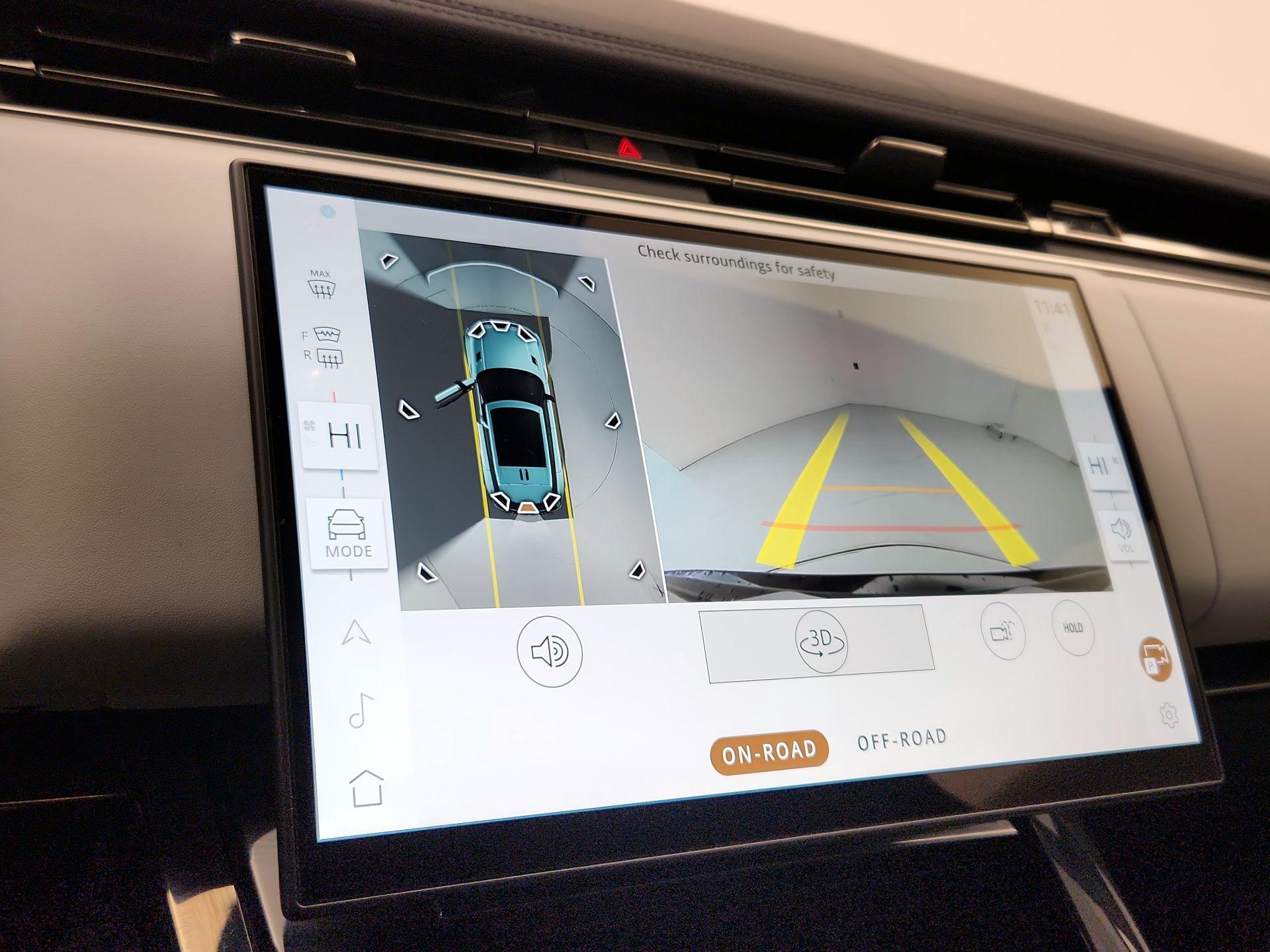 Thumbnail: 2025 Land Rover Range Rover Sport - 15