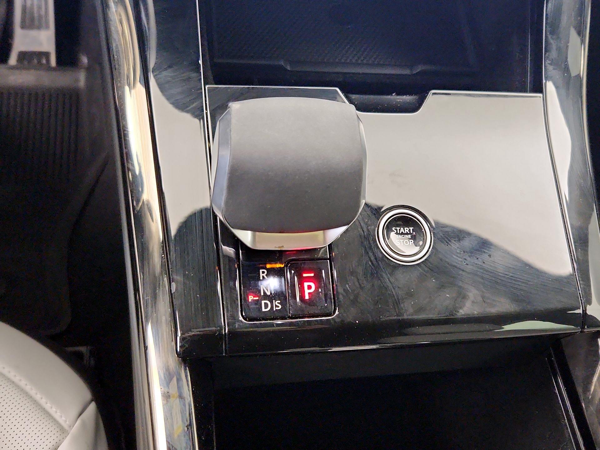 Thumbnail: 2025 Land Rover Range Rover Sport - 18