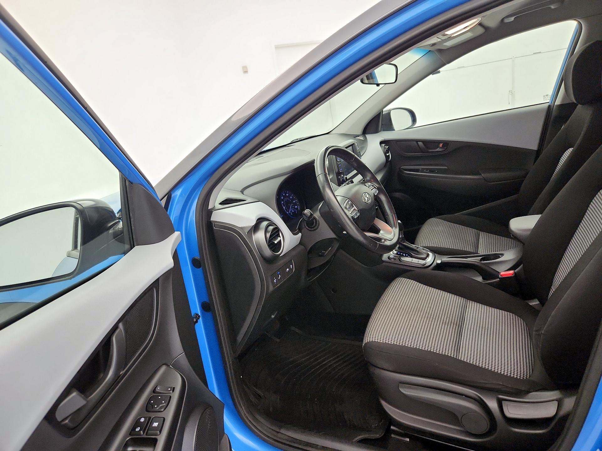 Thumbnail: 2020 Hyundai Kona - 11