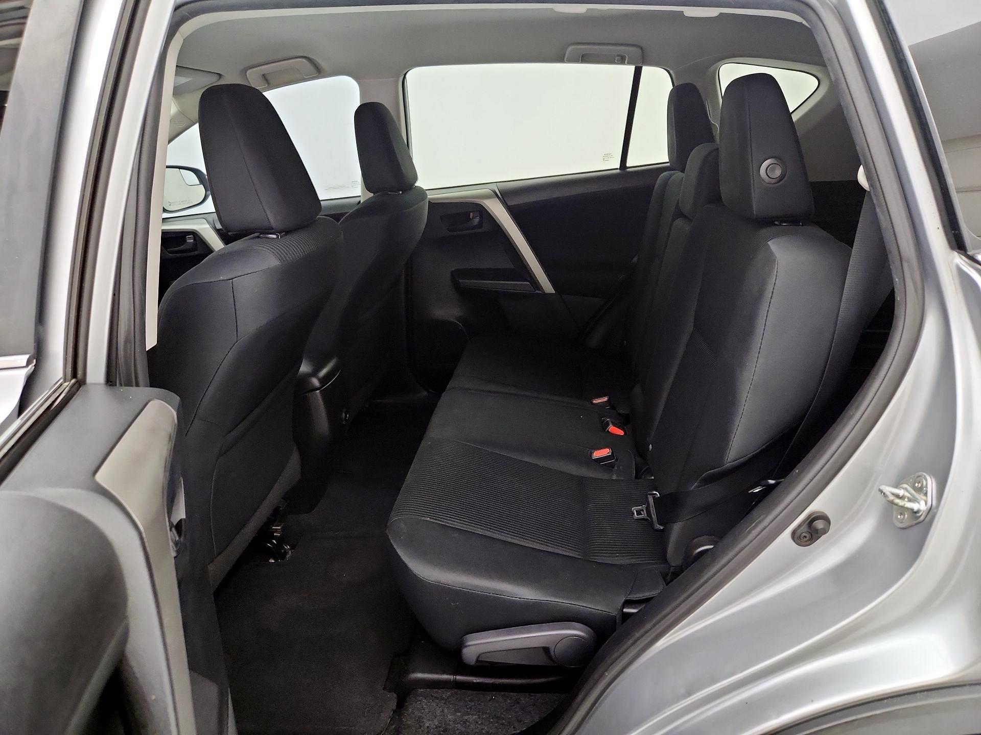 Thumbnail: 2017 Toyota RAV4 - 19