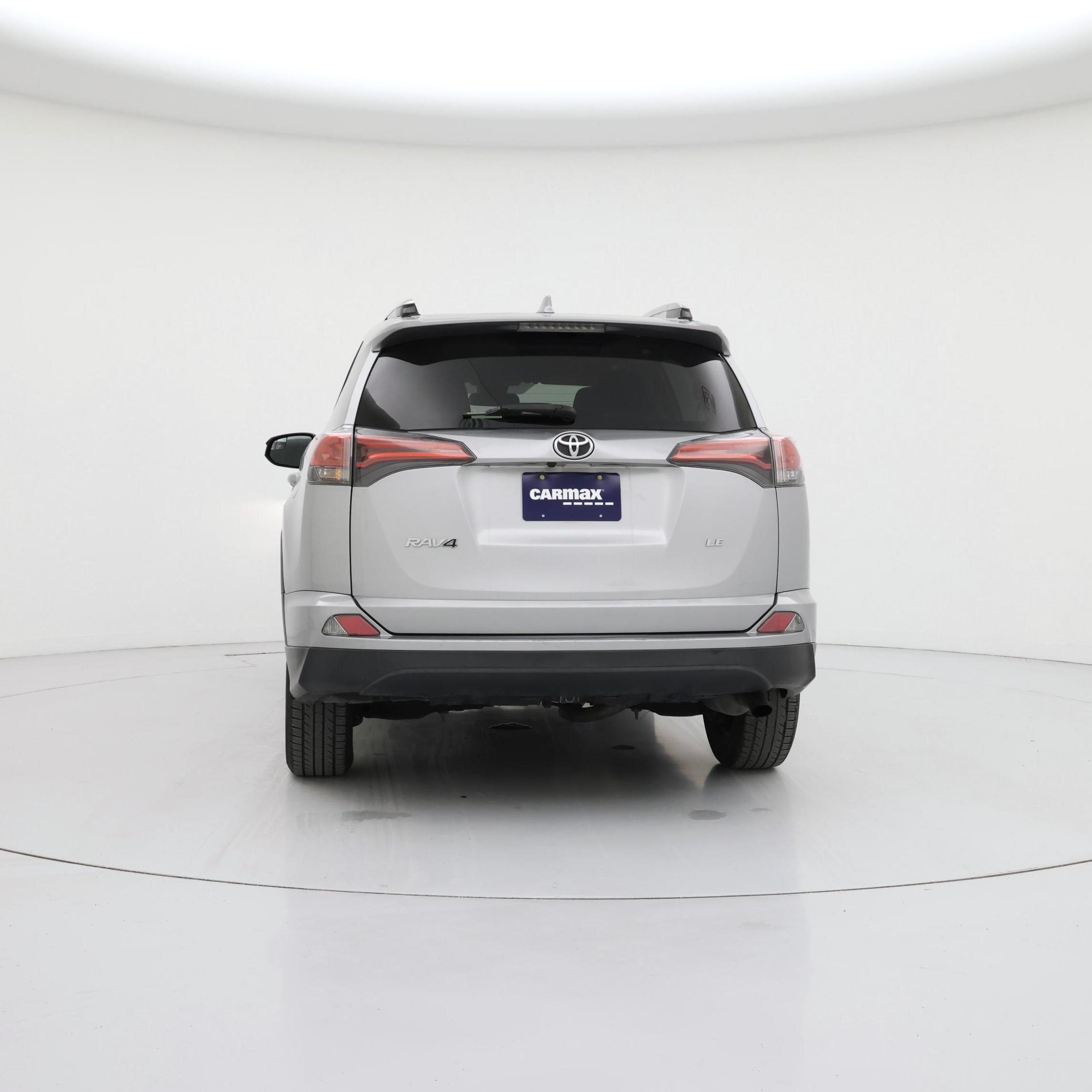 Thumbnail: 2017 Toyota RAV4 - 6