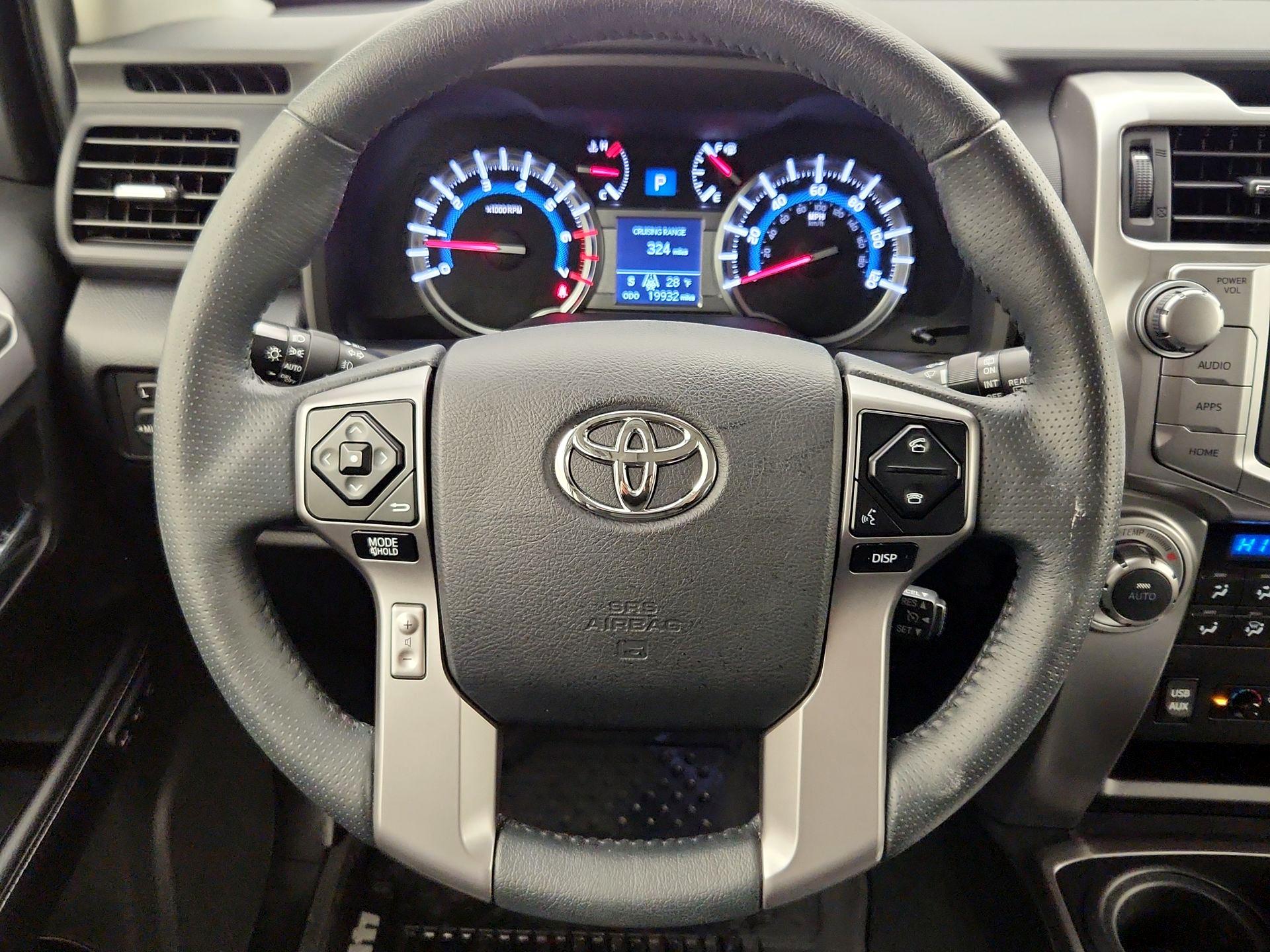 Thumbnail: 2019 Toyota 4Runner - 10