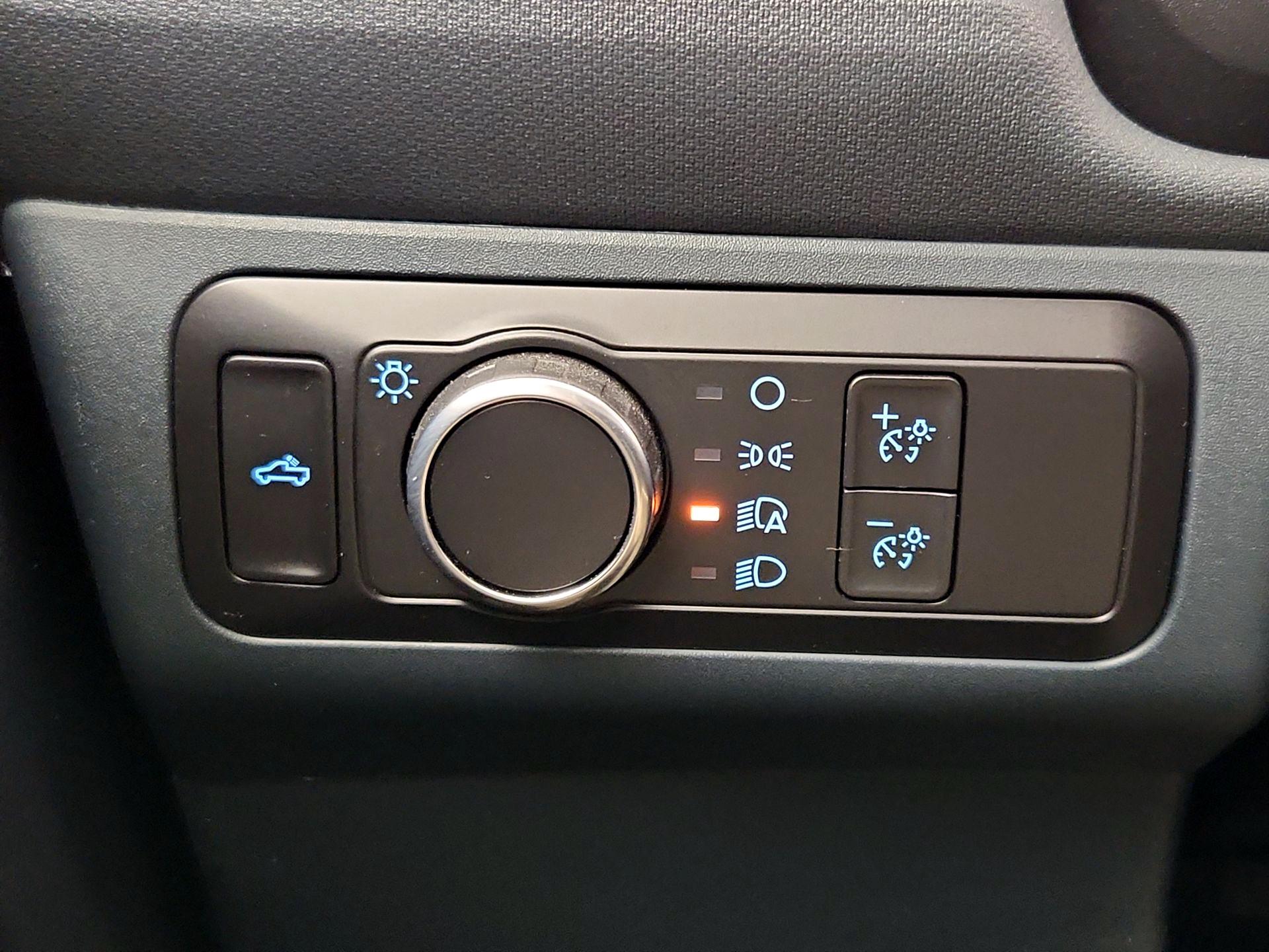 Thumbnail: 2022 Ford Maverick - 13