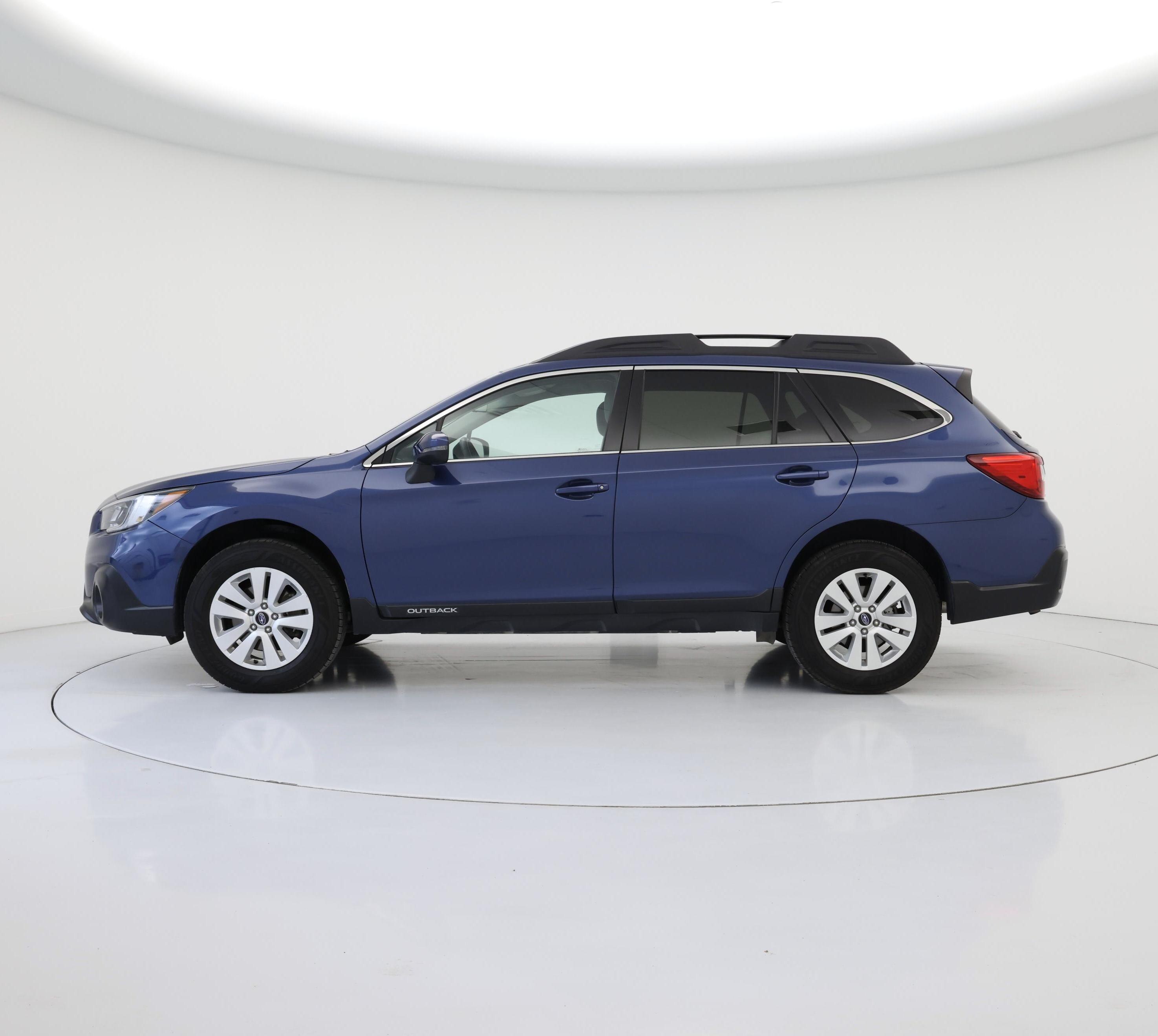 Thumbnail: 2019 Subaru Outback - 3