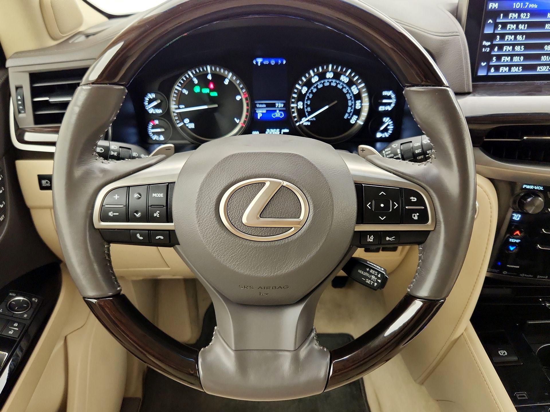 Thumbnail: 2018 Lexus LX - 10