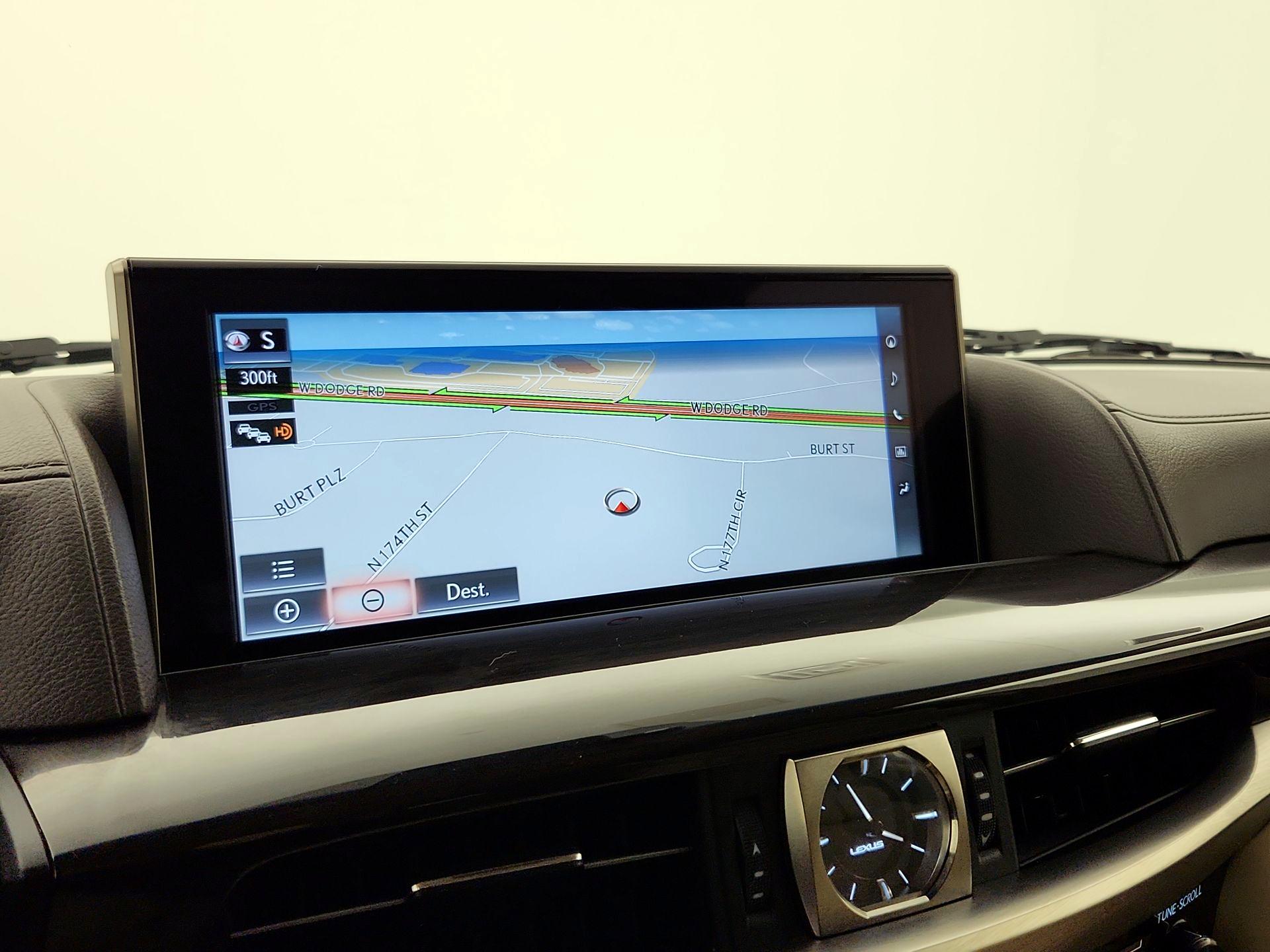 Thumbnail: 2018 Lexus LX - 14