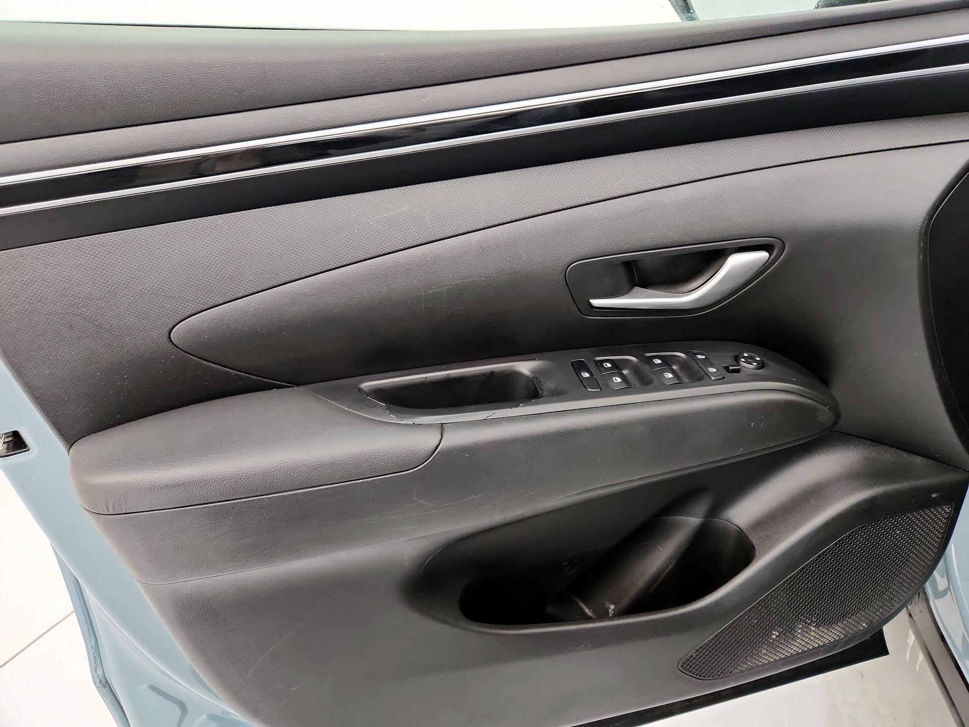 Thumbnail: 2022 Hyundai Santa Cruz - 12