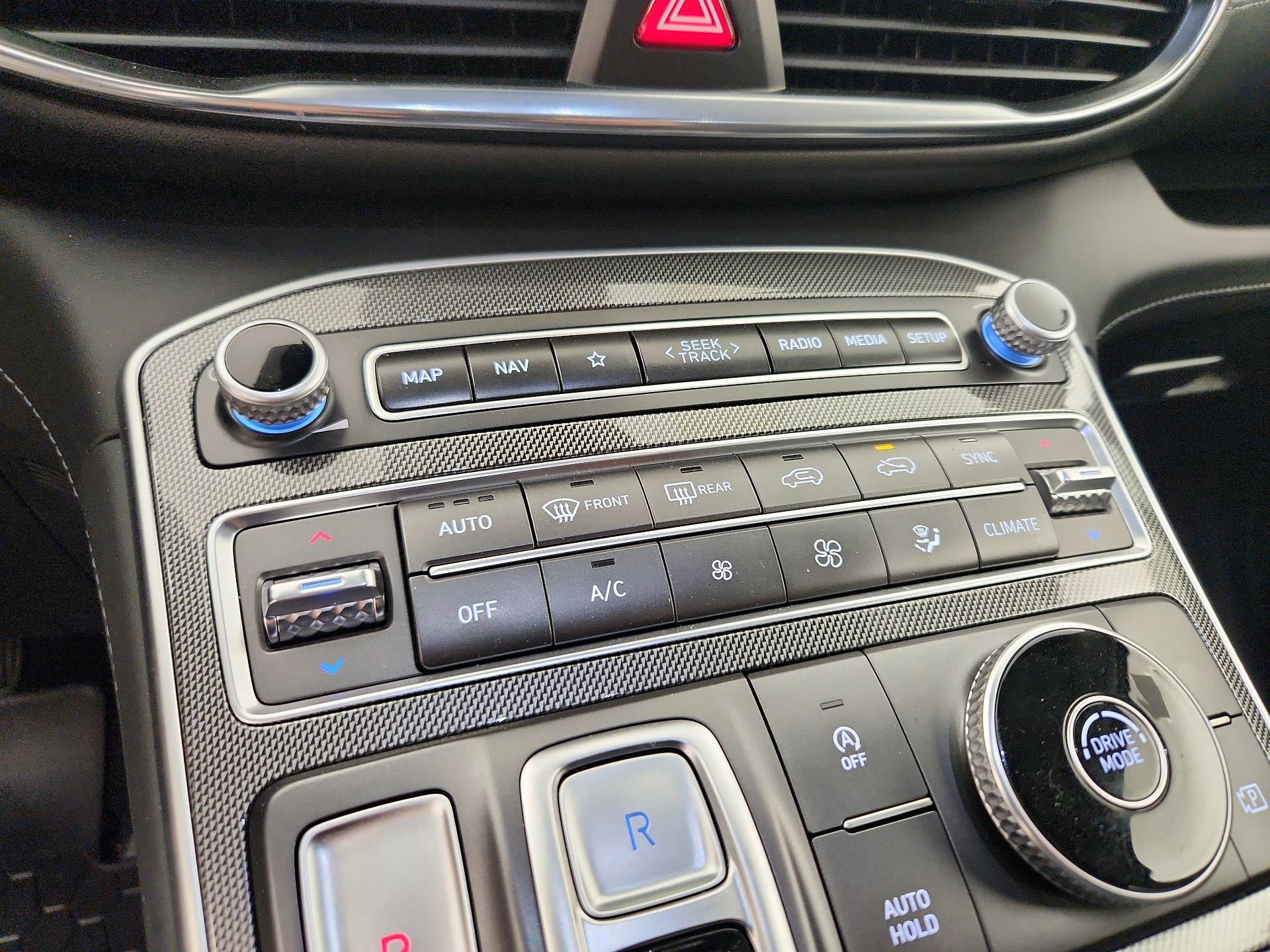 Thumbnail: 2023 Hyundai Santa Fe - 17