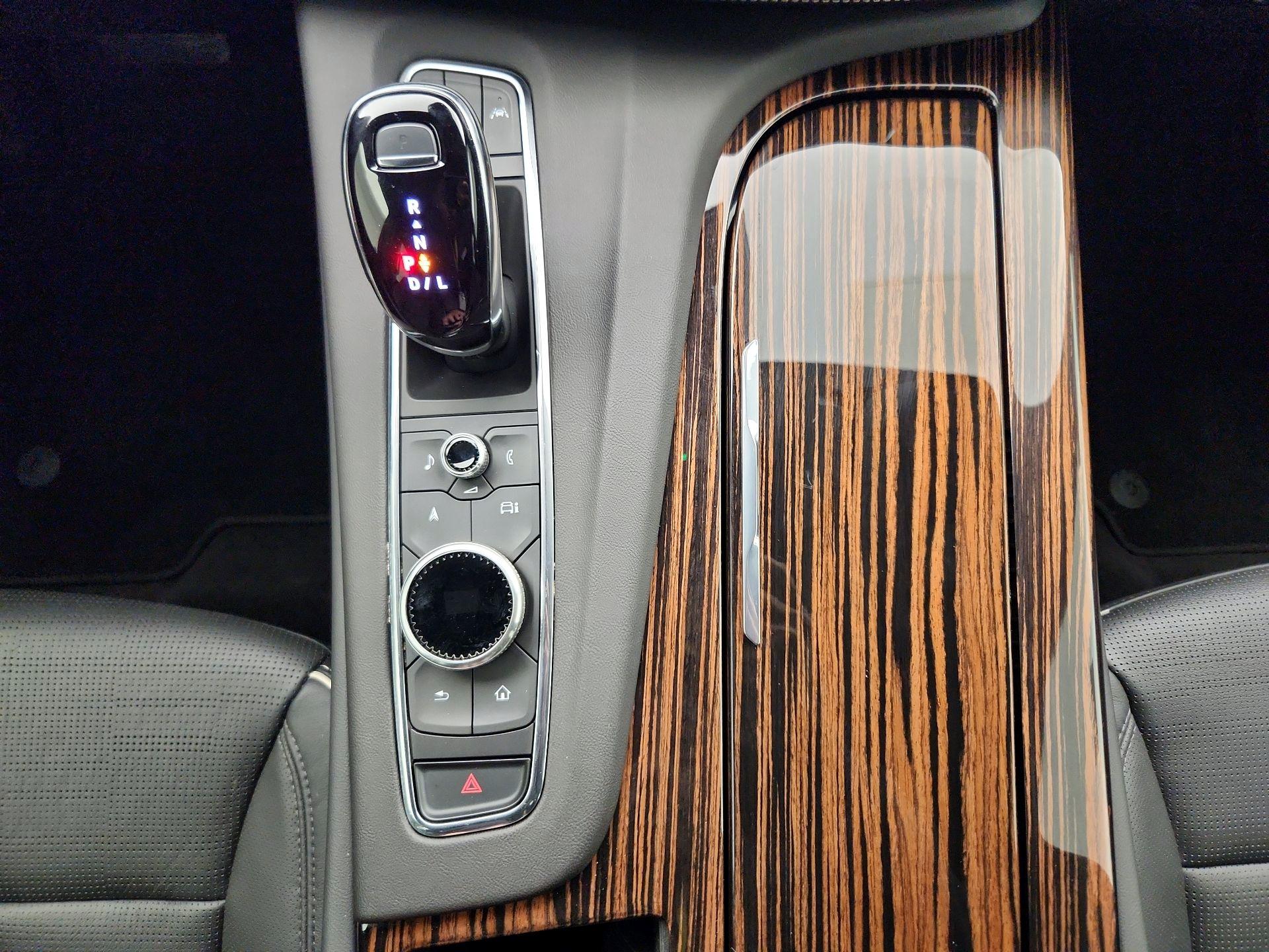 Thumbnail: 2024 Cadillac Escalade - 18