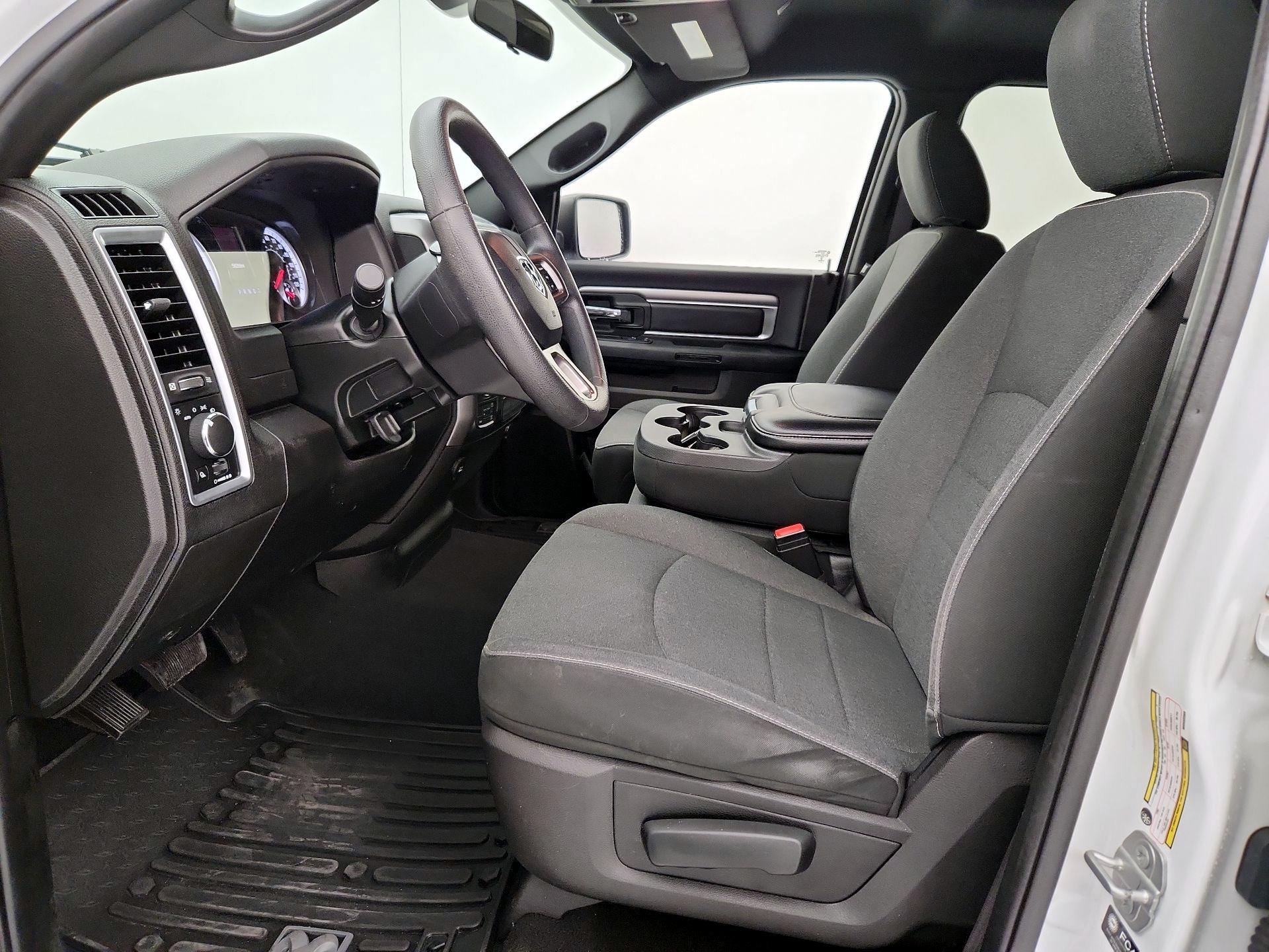 Thumbnail: 2021 RAM 1500 Classic - 11