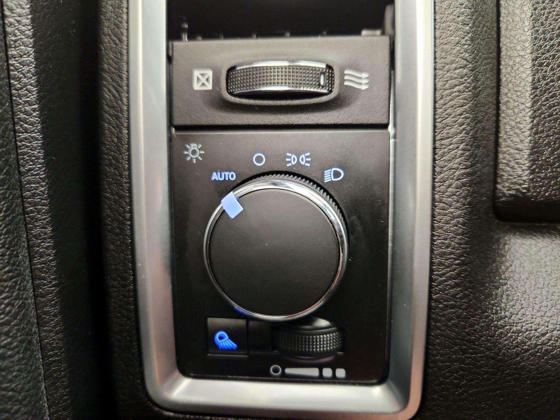 Thumbnail: 2021 RAM 1500 Classic - 13