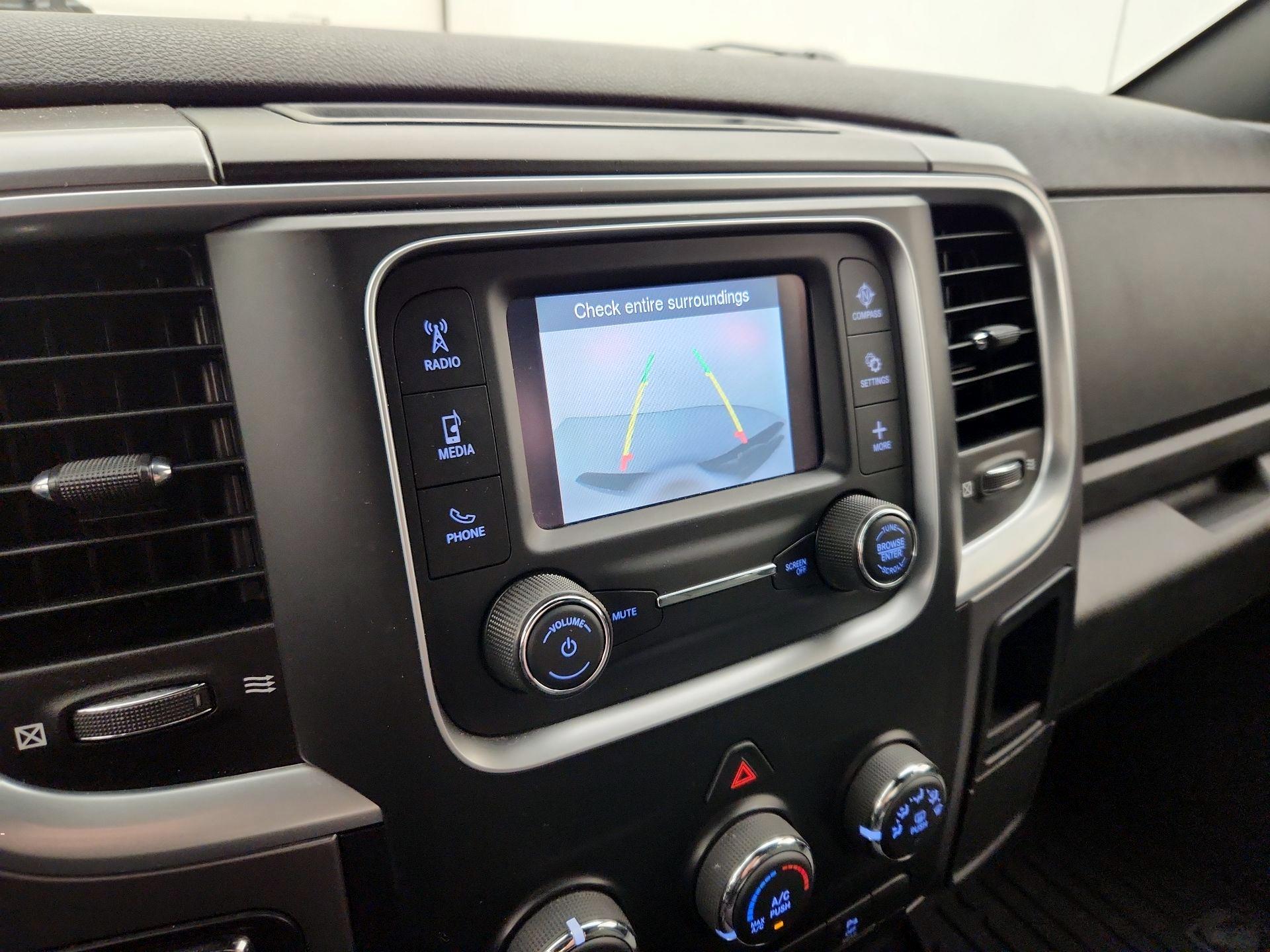 Thumbnail: 2021 RAM 1500 Classic - 14