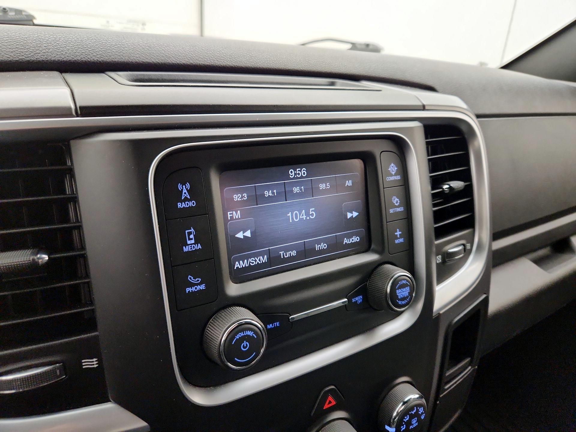 Thumbnail: 2021 RAM 1500 Classic - 15