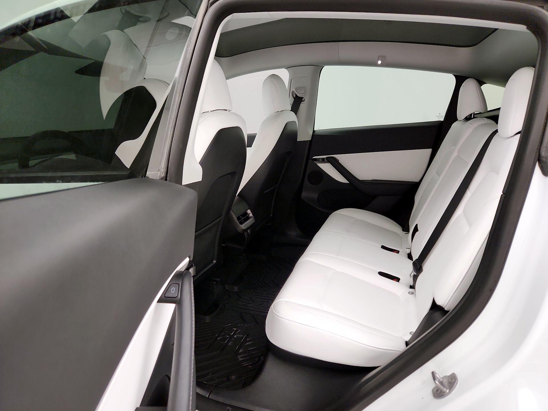 Thumbnail: 2022 Tesla Model Y - 20