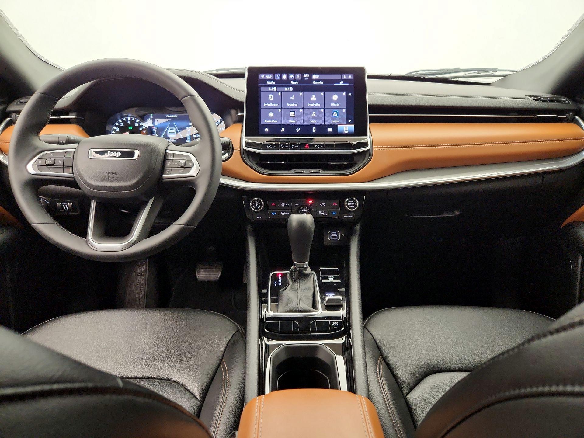 Thumbnail: 2024 Jeep Compass - 9