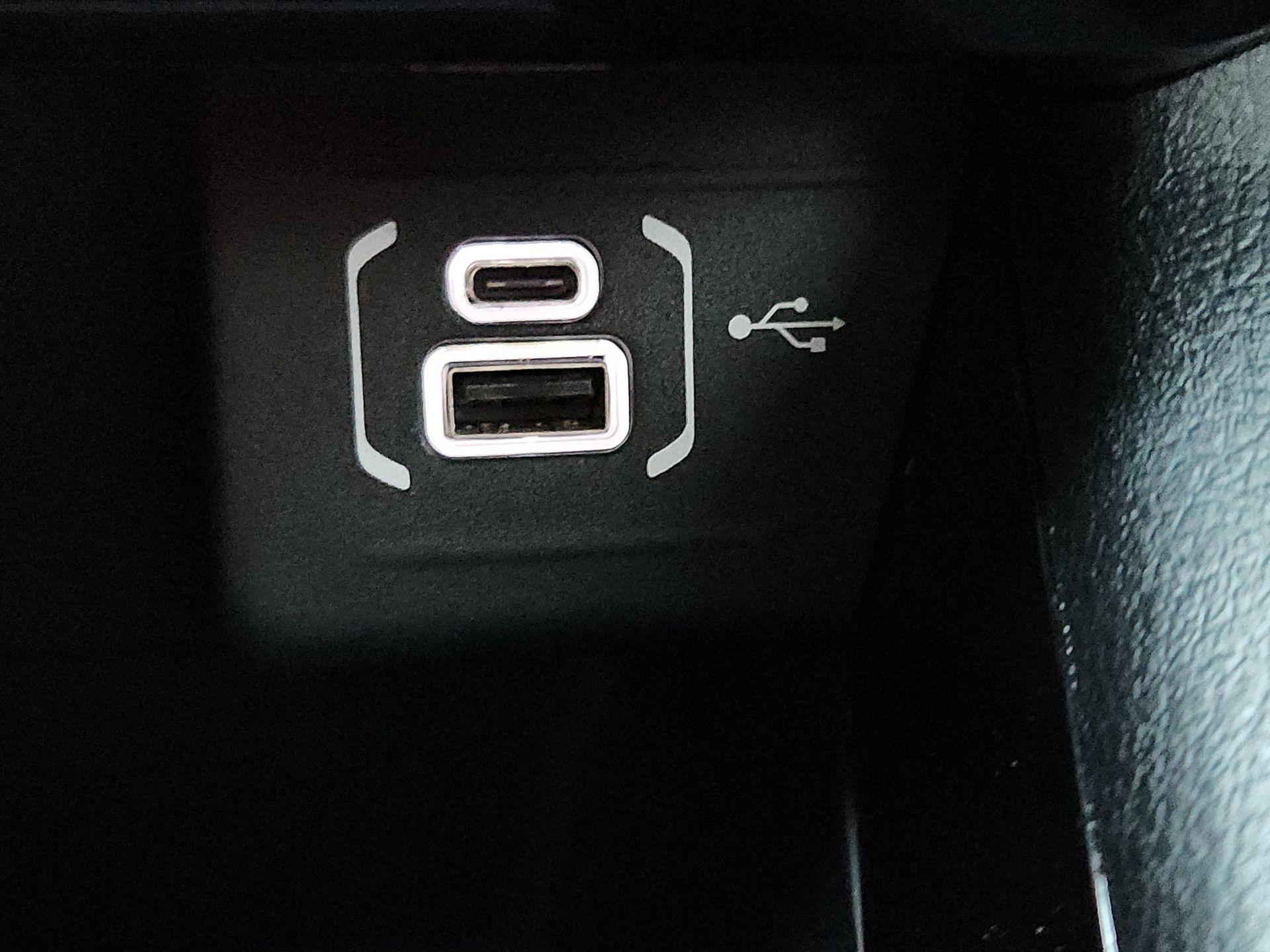 Thumbnail: 2024 Jeep Compass - 18