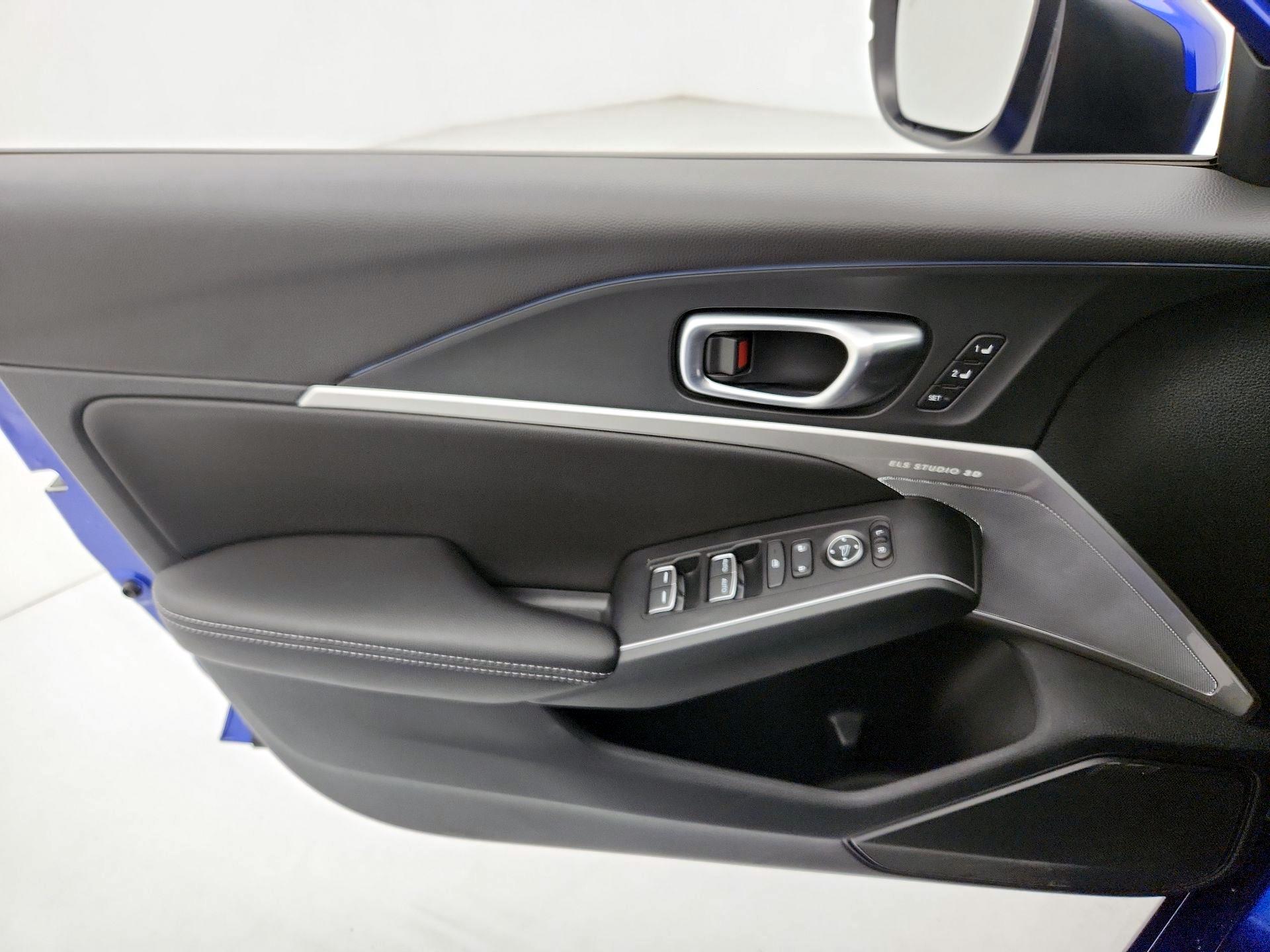 Thumbnail: 2023 Acura Integra - 12