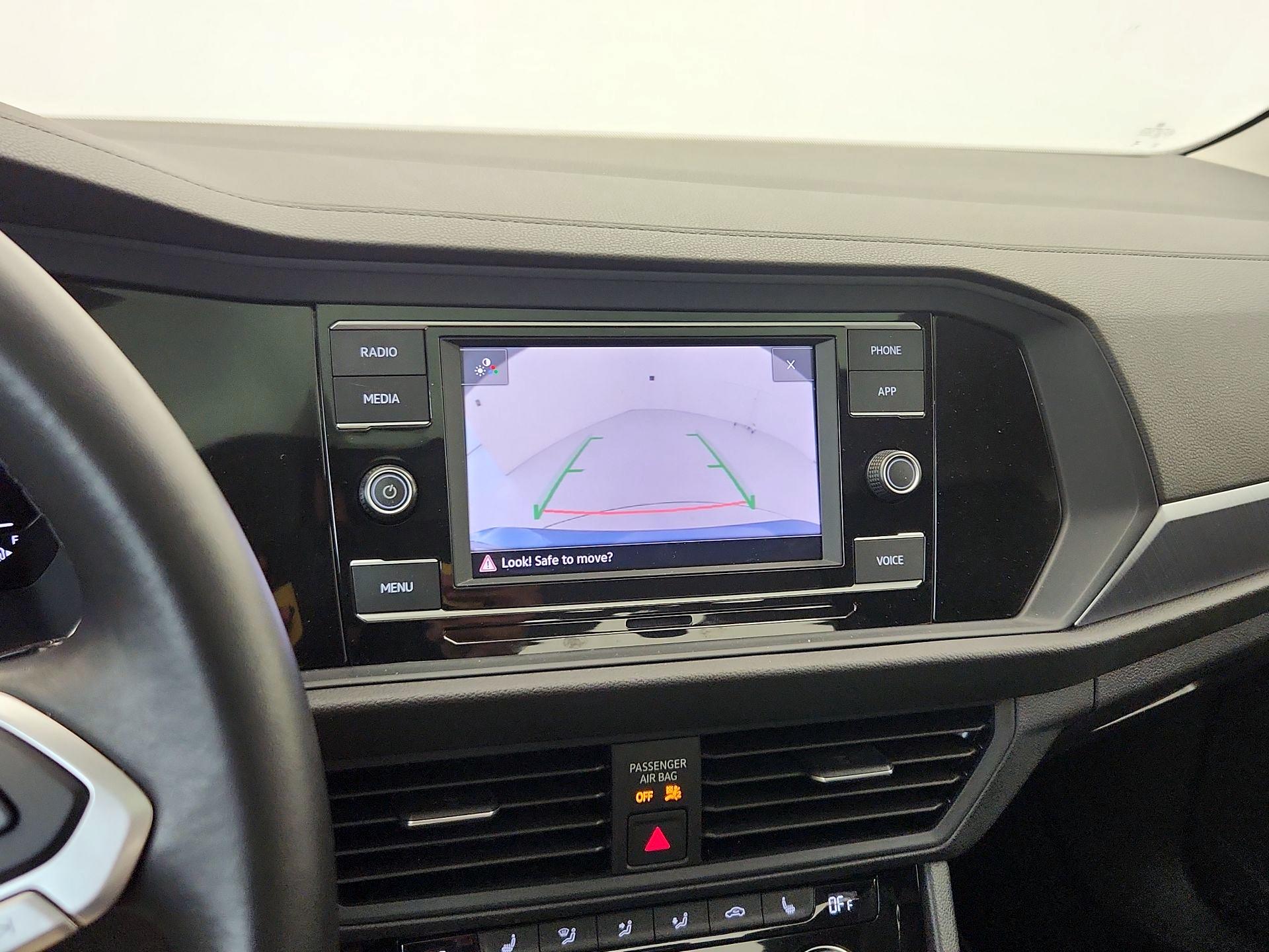 Thumbnail: 2023 Volkswagen Jetta - 14