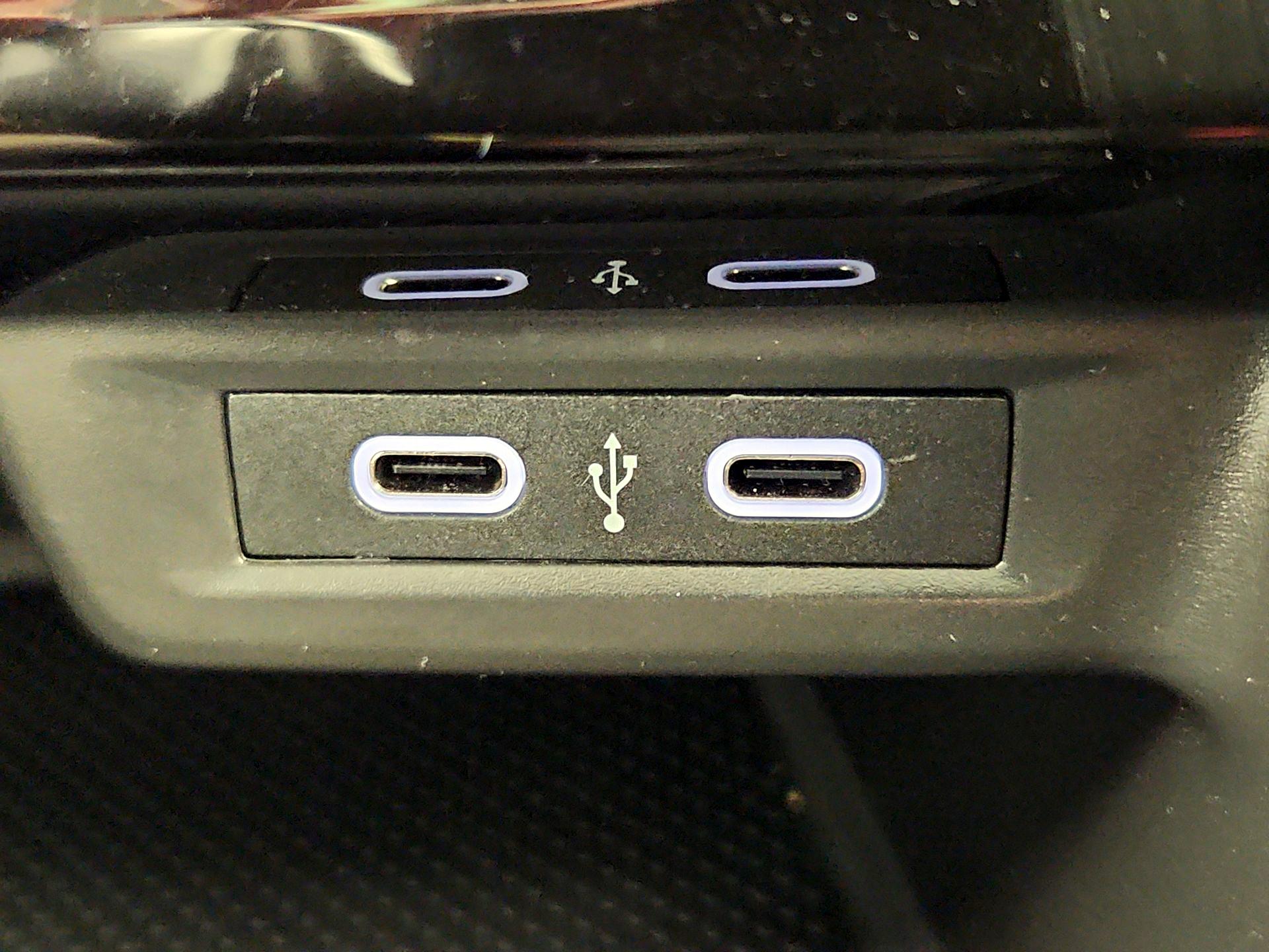 Thumbnail: 2023 Volkswagen Jetta - 18