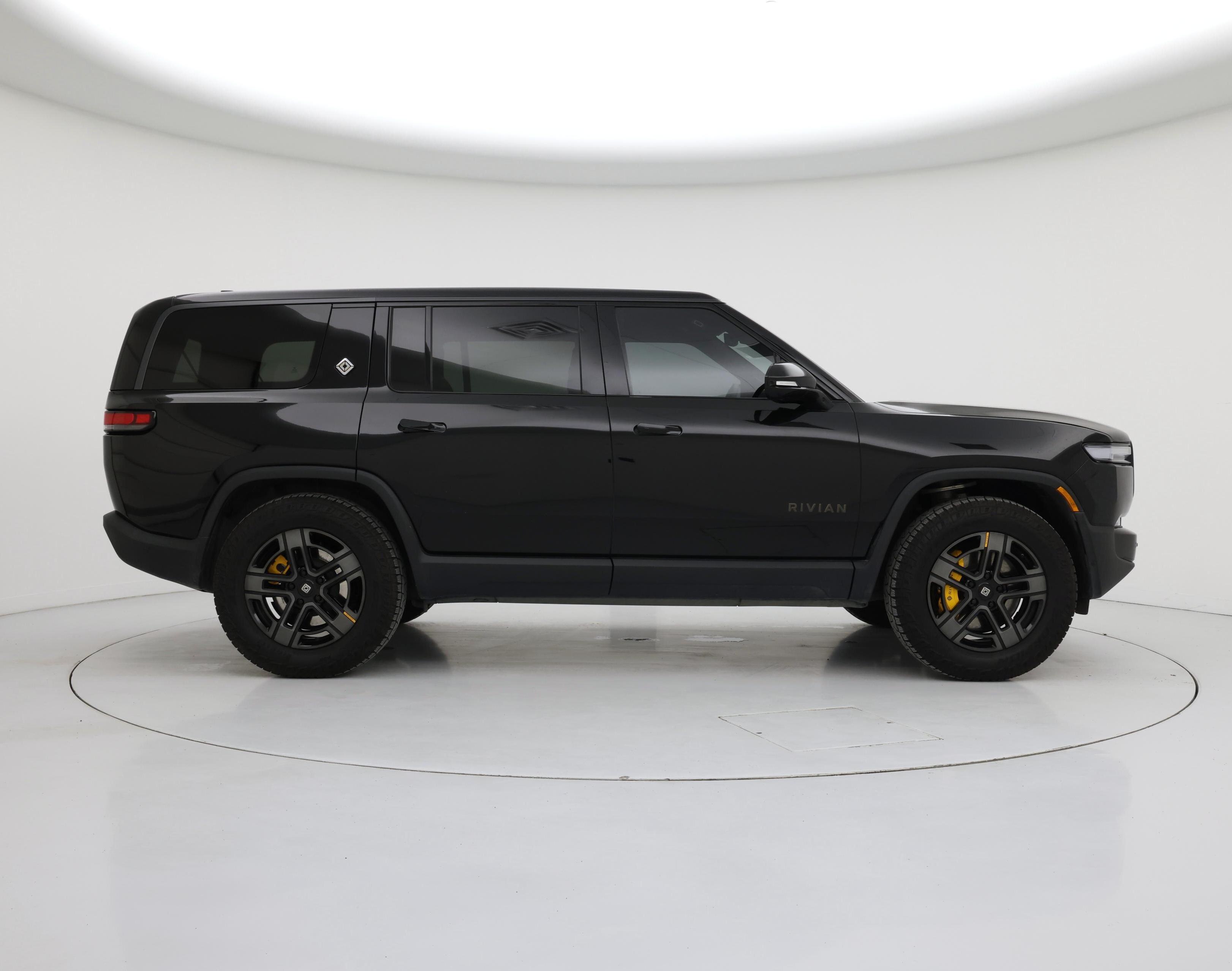 Thumbnail: 2025 Rivian R1S - 7
