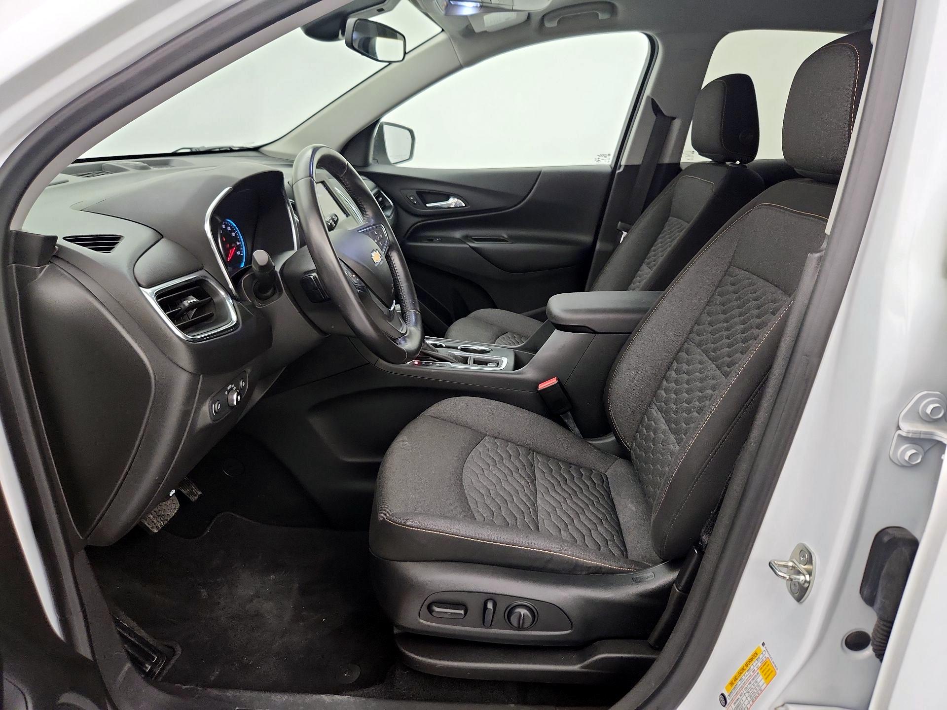 Thumbnail: 2020 Chevrolet Equinox - 11