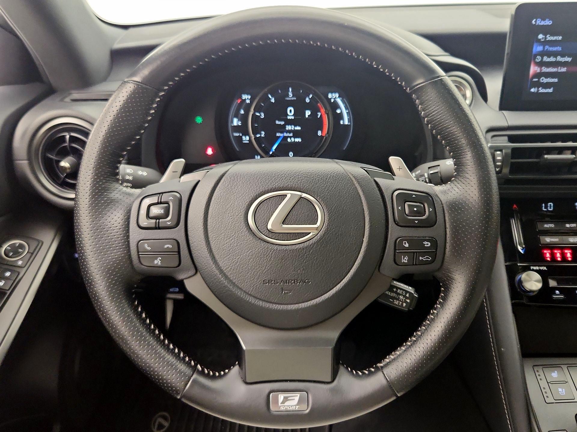 Thumbnail: 2023 Lexus IS - 10