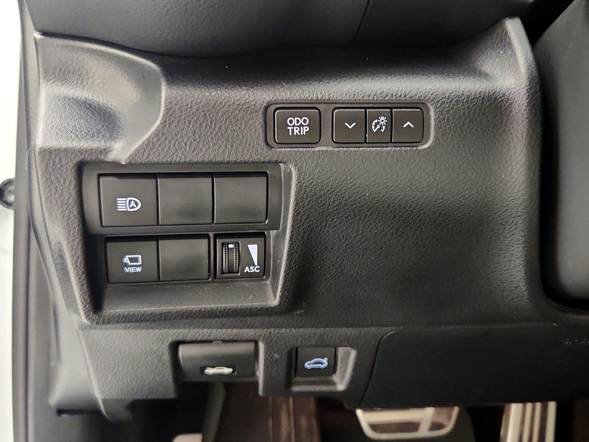 Thumbnail: 2023 Lexus IS - 13