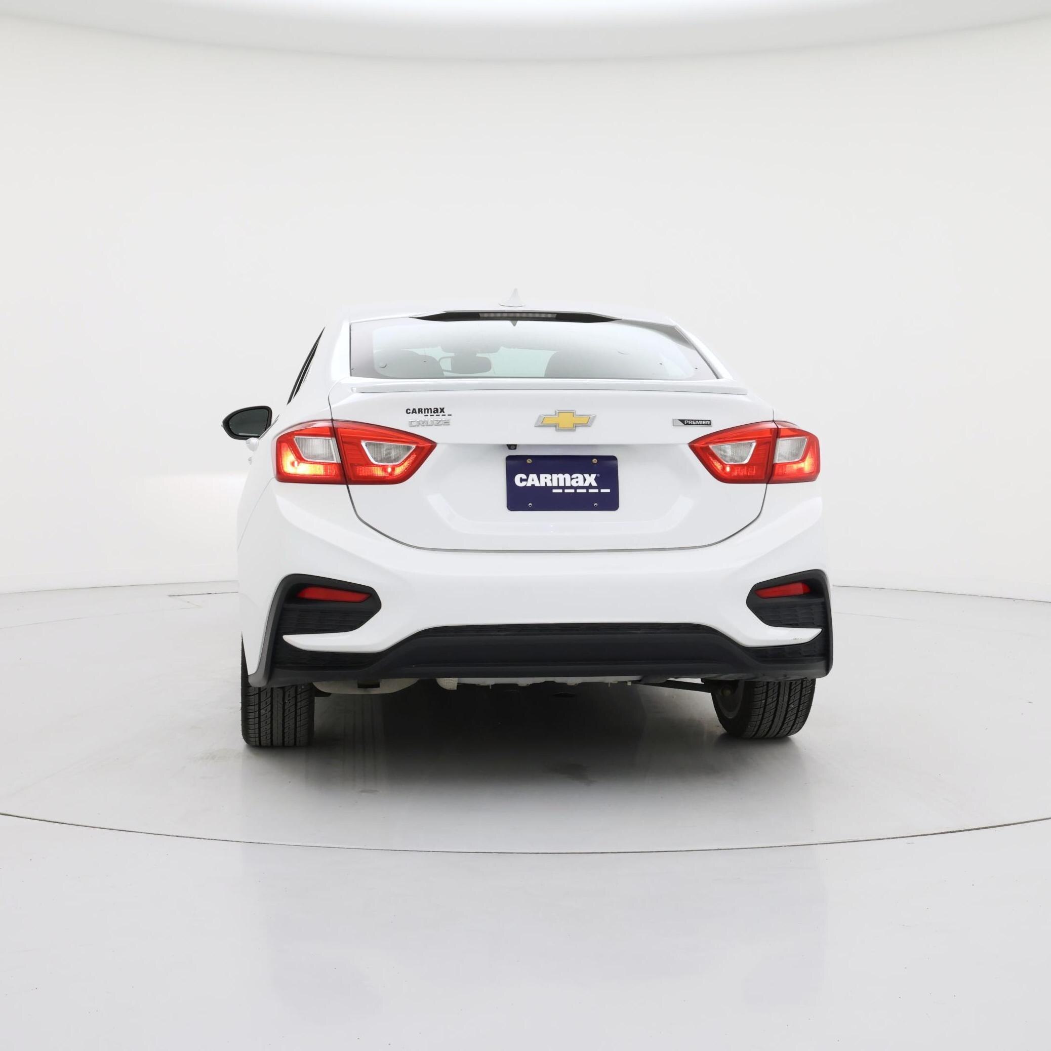 Thumbnail: 2017 Chevrolet Cruze - 6