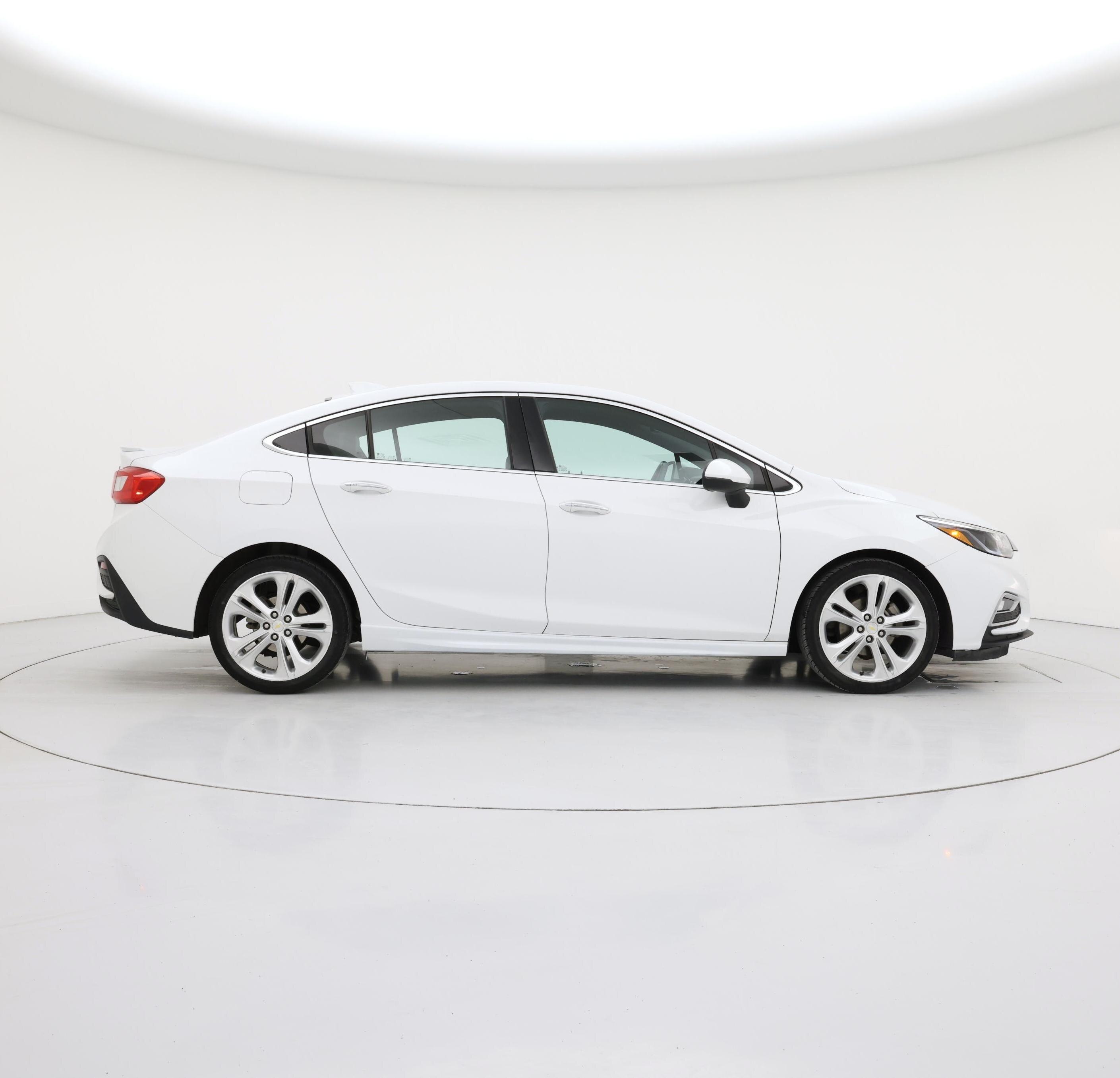 Thumbnail: 2017 Chevrolet Cruze - 7