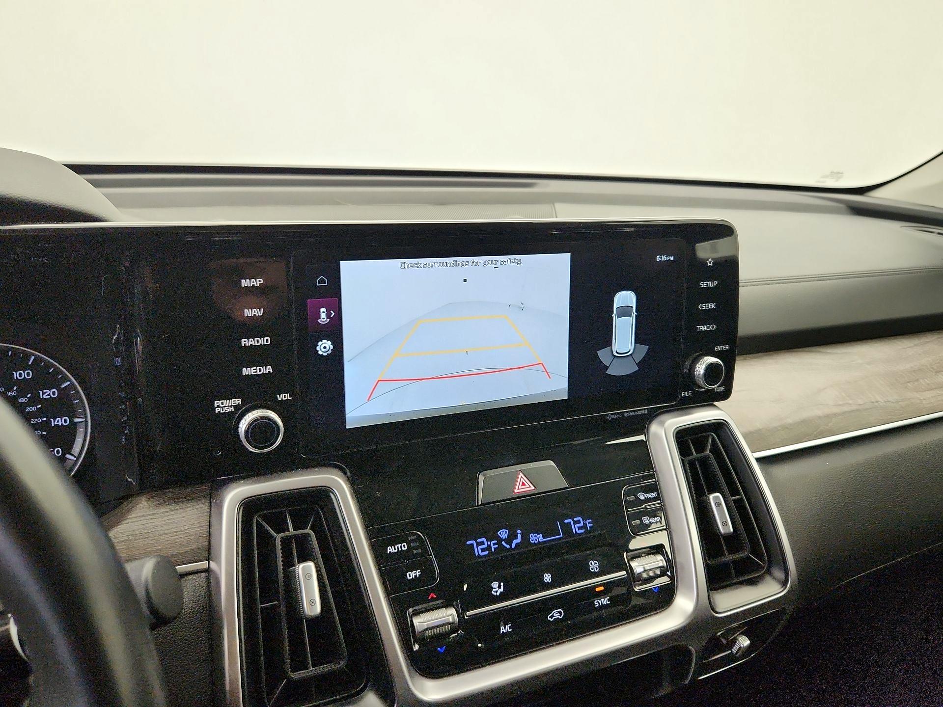 Thumbnail: 2023 Kia Sorento - 15