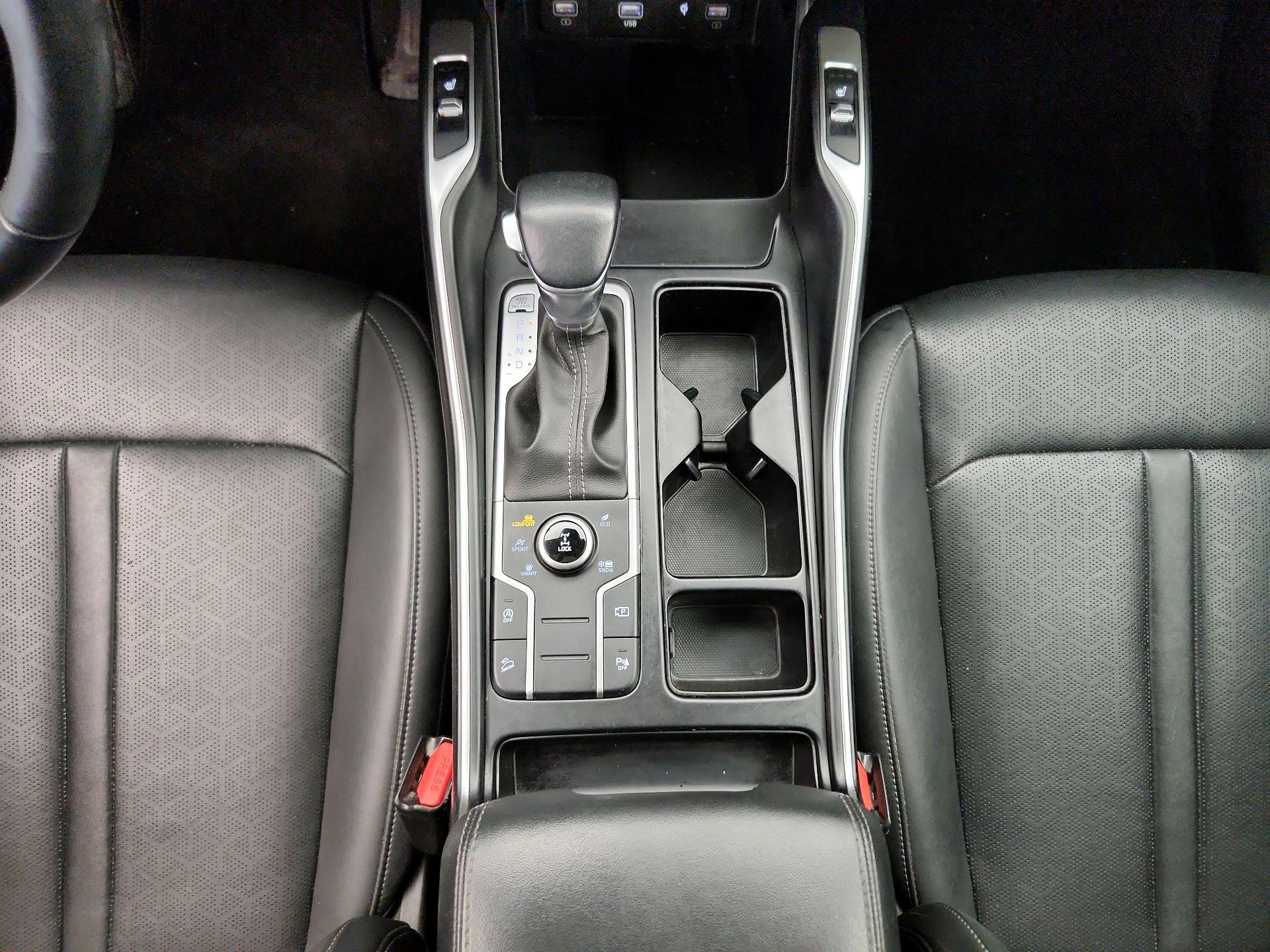 Thumbnail: 2023 Kia Sorento - 18