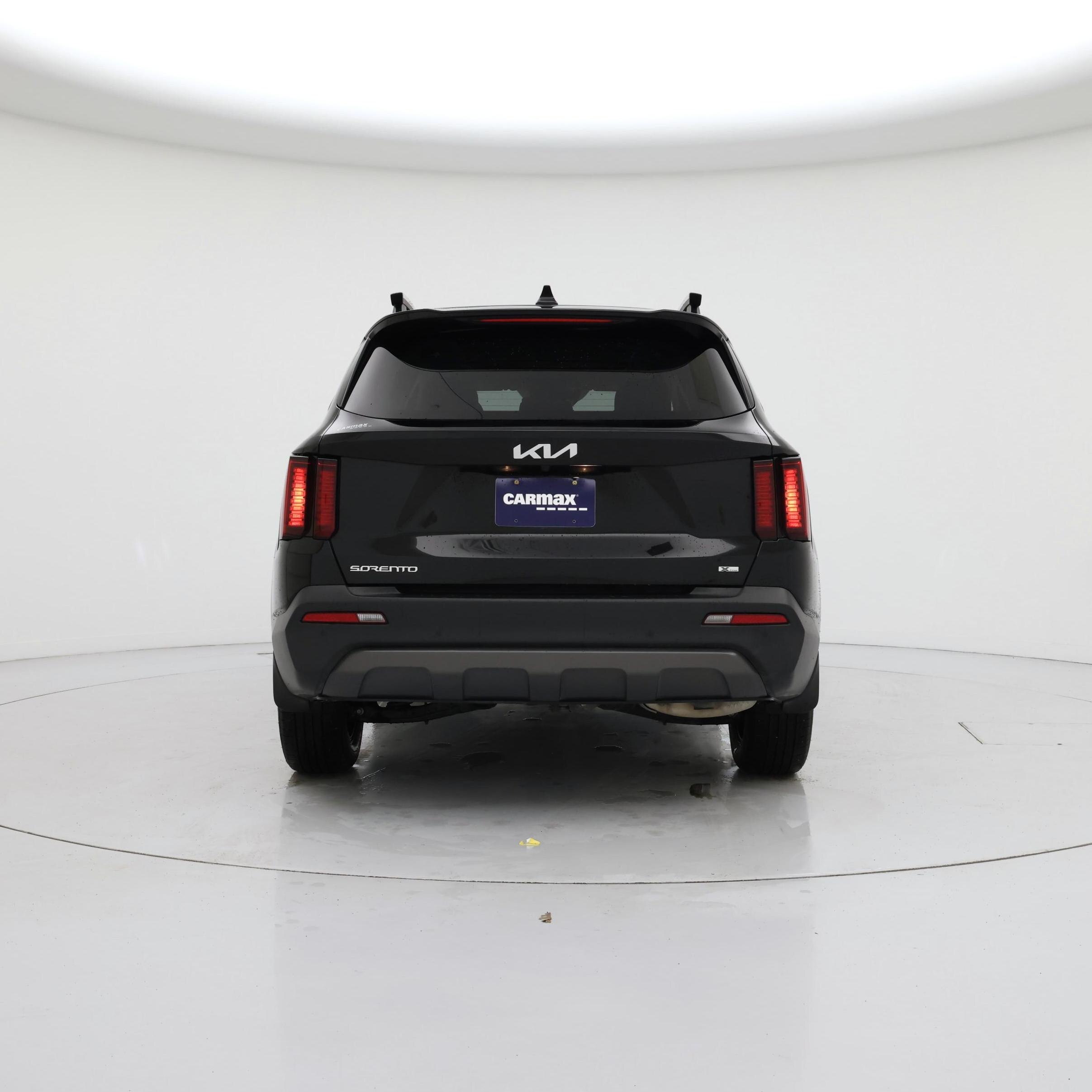 Thumbnail: 2023 Kia Sorento - 6