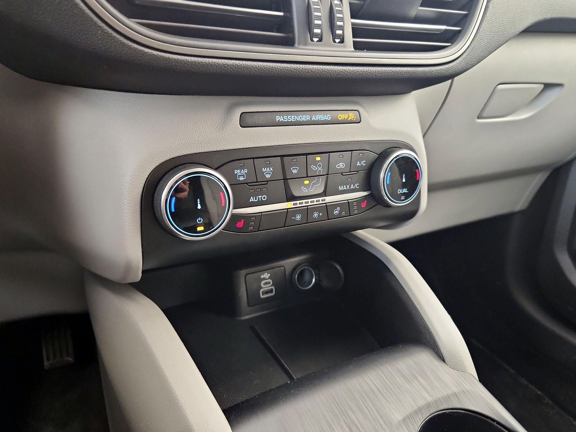 Thumbnail: 2024 Ford Escape - 16