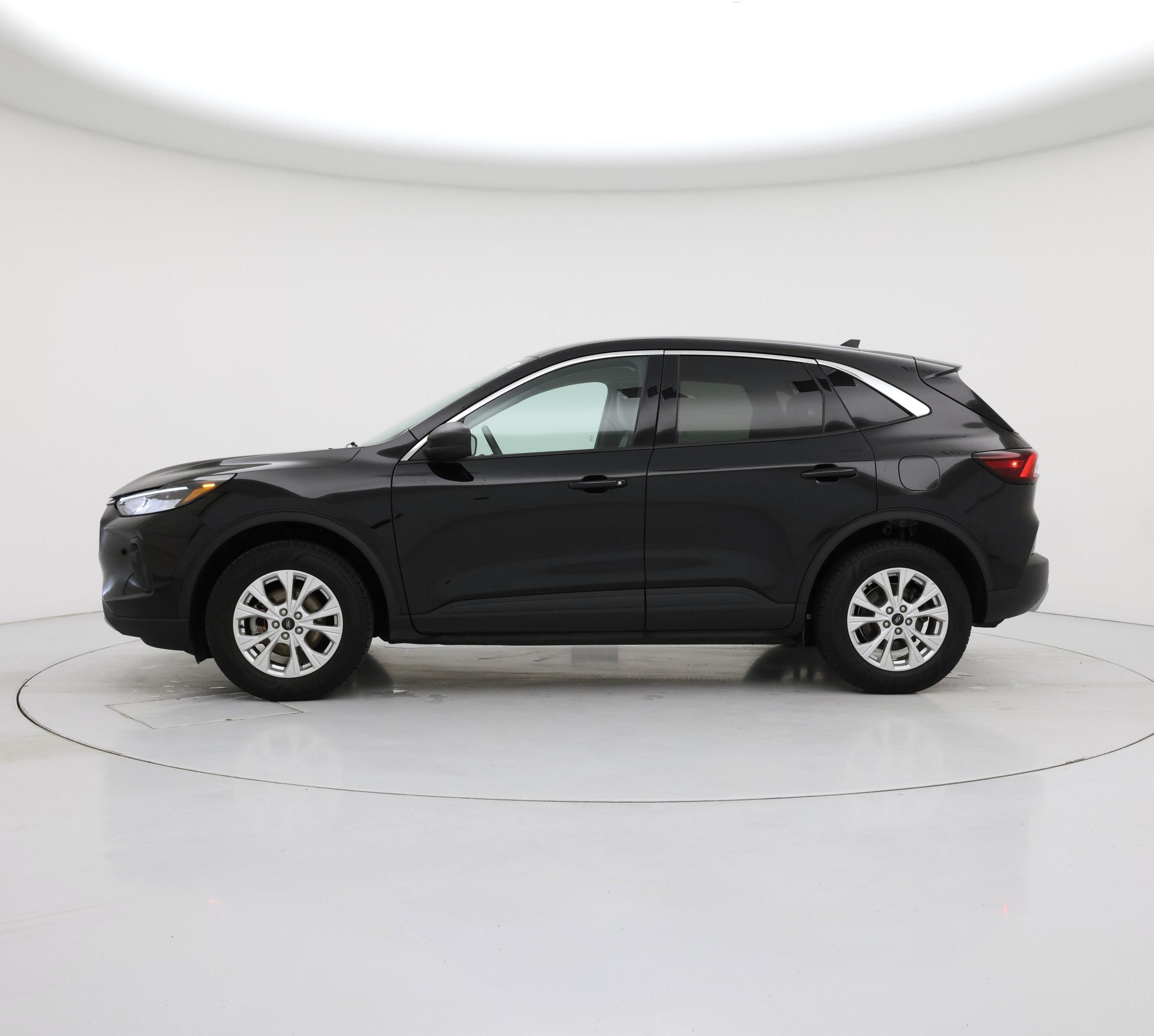 Thumbnail: 2024 Ford Escape - 3