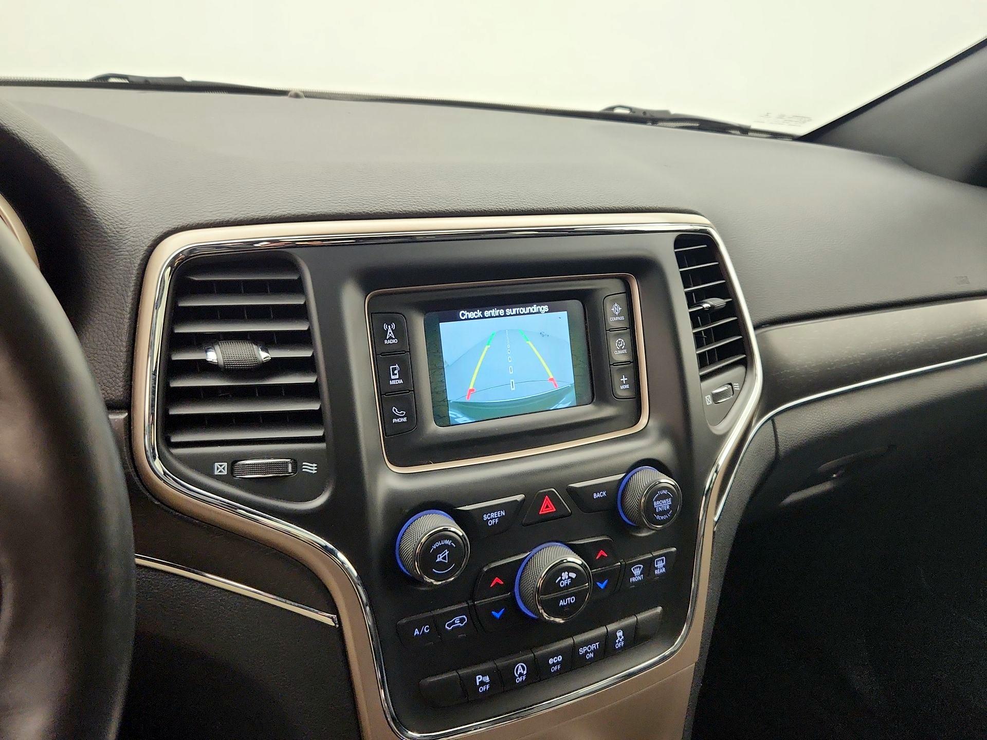 Thumbnail: 2017 Jeep Grand Cherokee - 14