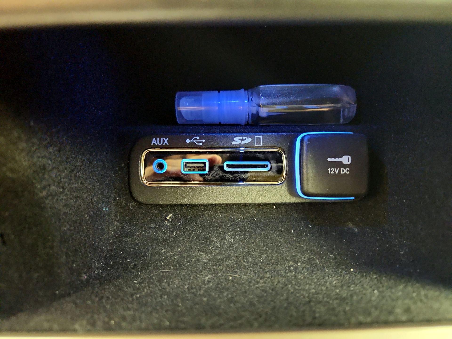 Thumbnail: 2017 Jeep Grand Cherokee - 18