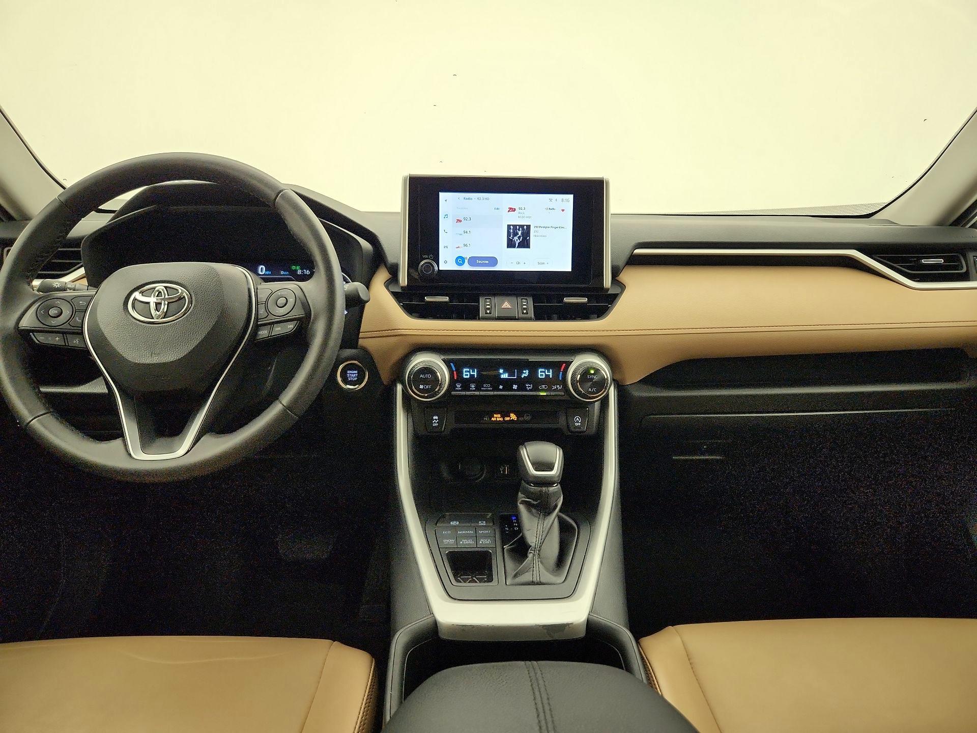 Thumbnail: 2024 Toyota RAV4 - 9