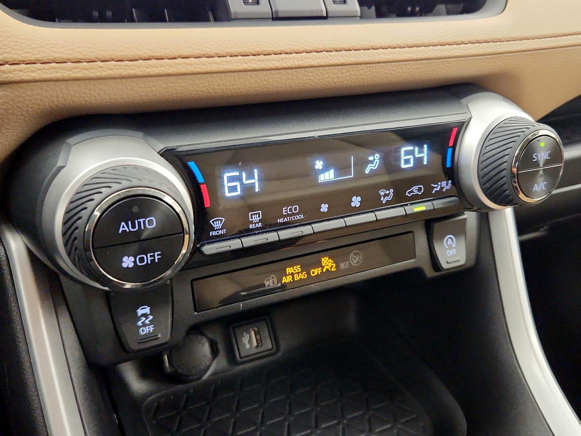 Thumbnail: 2024 Toyota RAV4 - 16