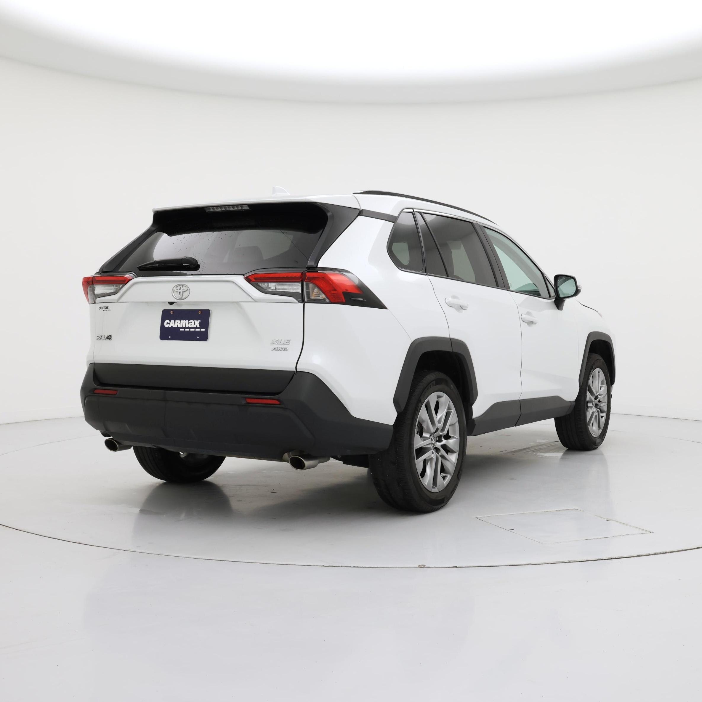 Thumbnail: 2024 Toyota RAV4 - 8