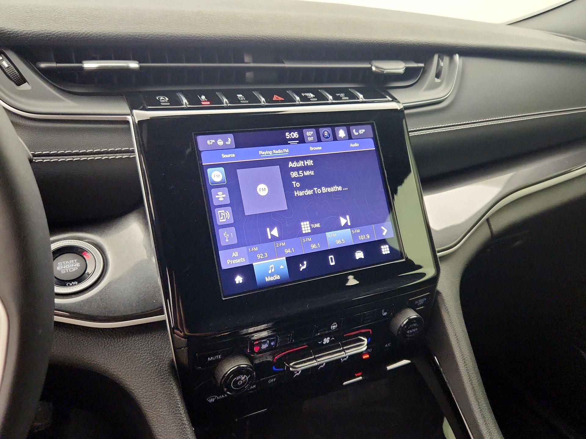 Thumbnail: 2023 Jeep Grand Cherokee - 15