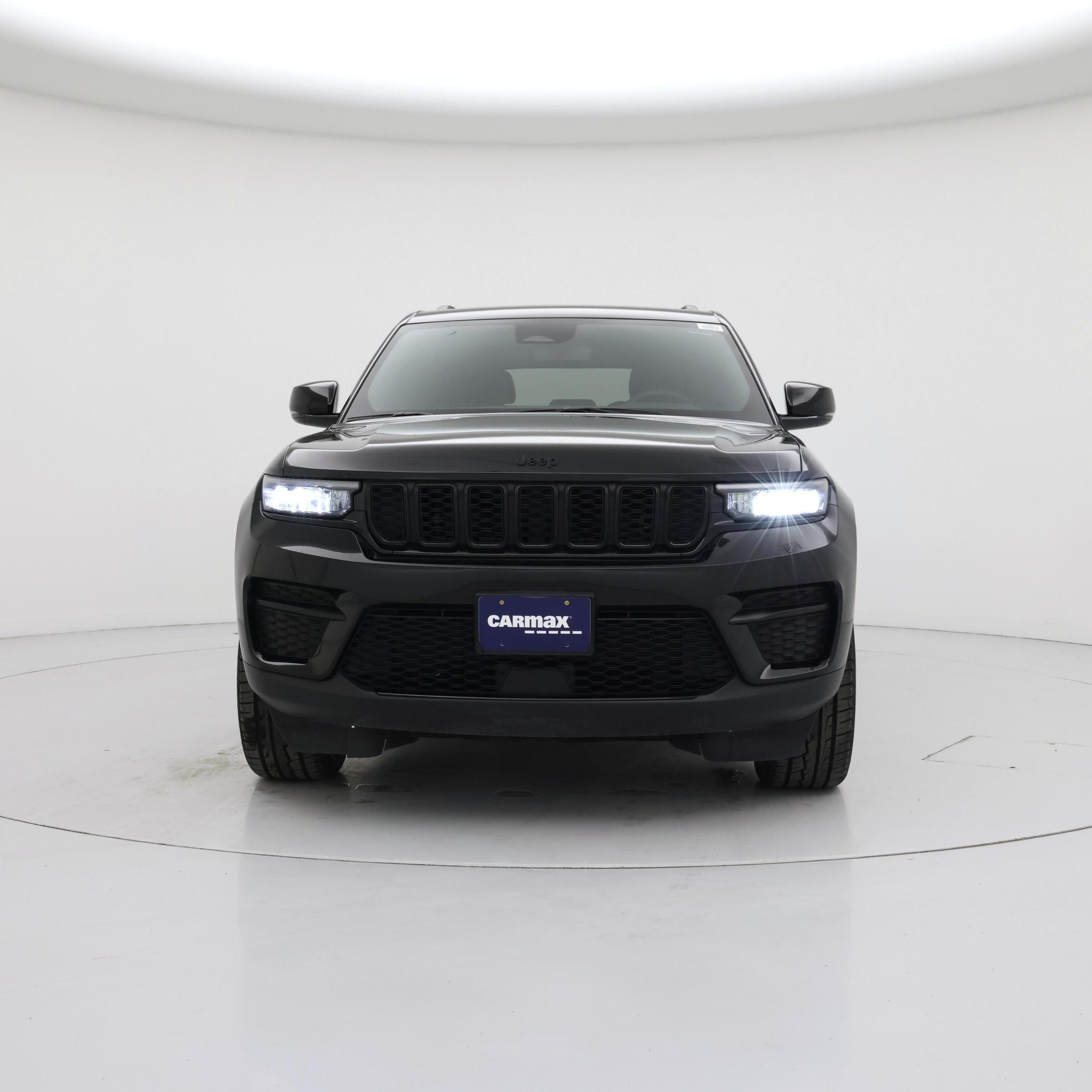 Thumbnail: 2023 Jeep Grand Cherokee - 5